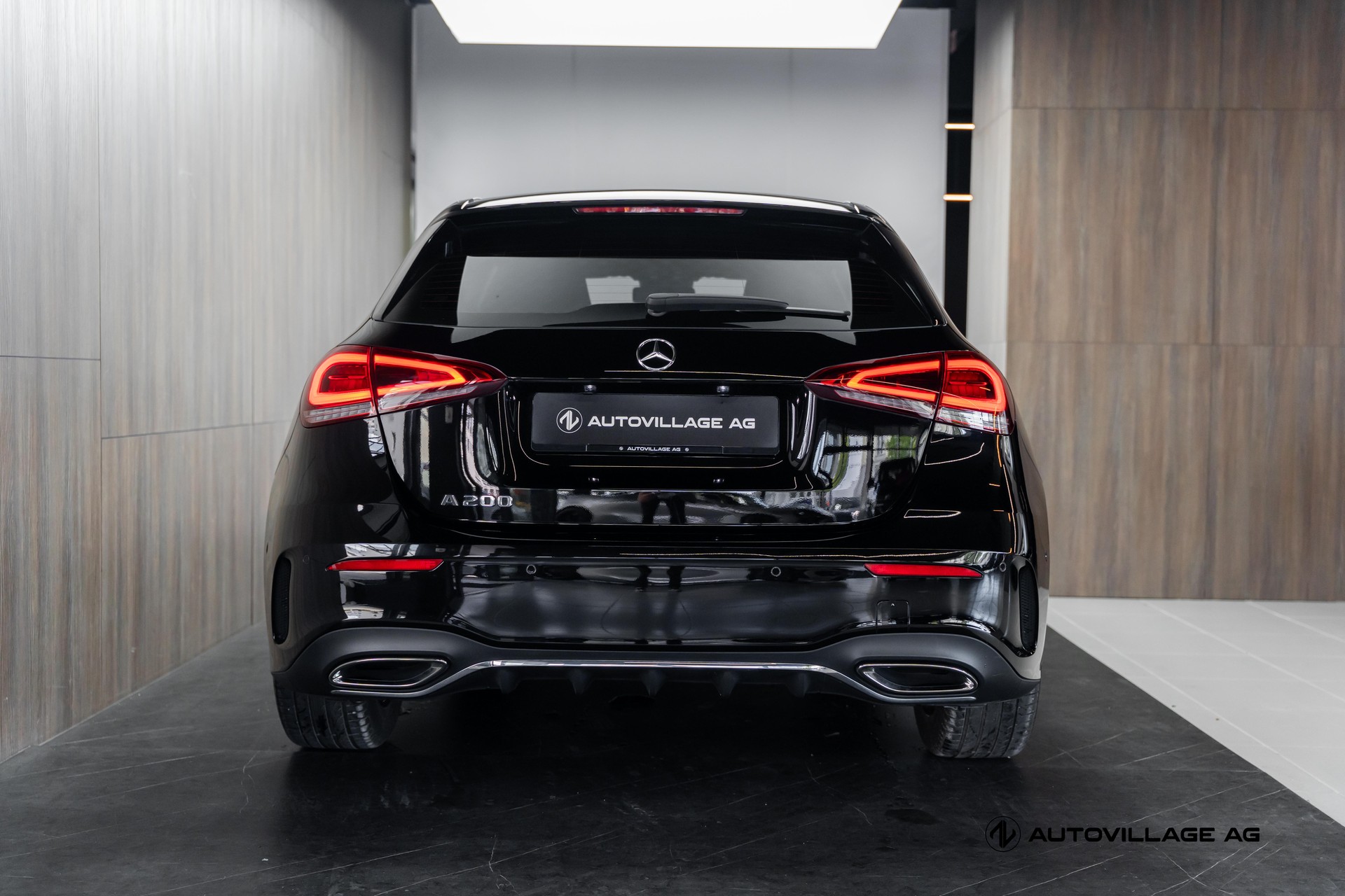 MERCEDES-BENZ A 200 AMG Line 7G-DCT-image-28