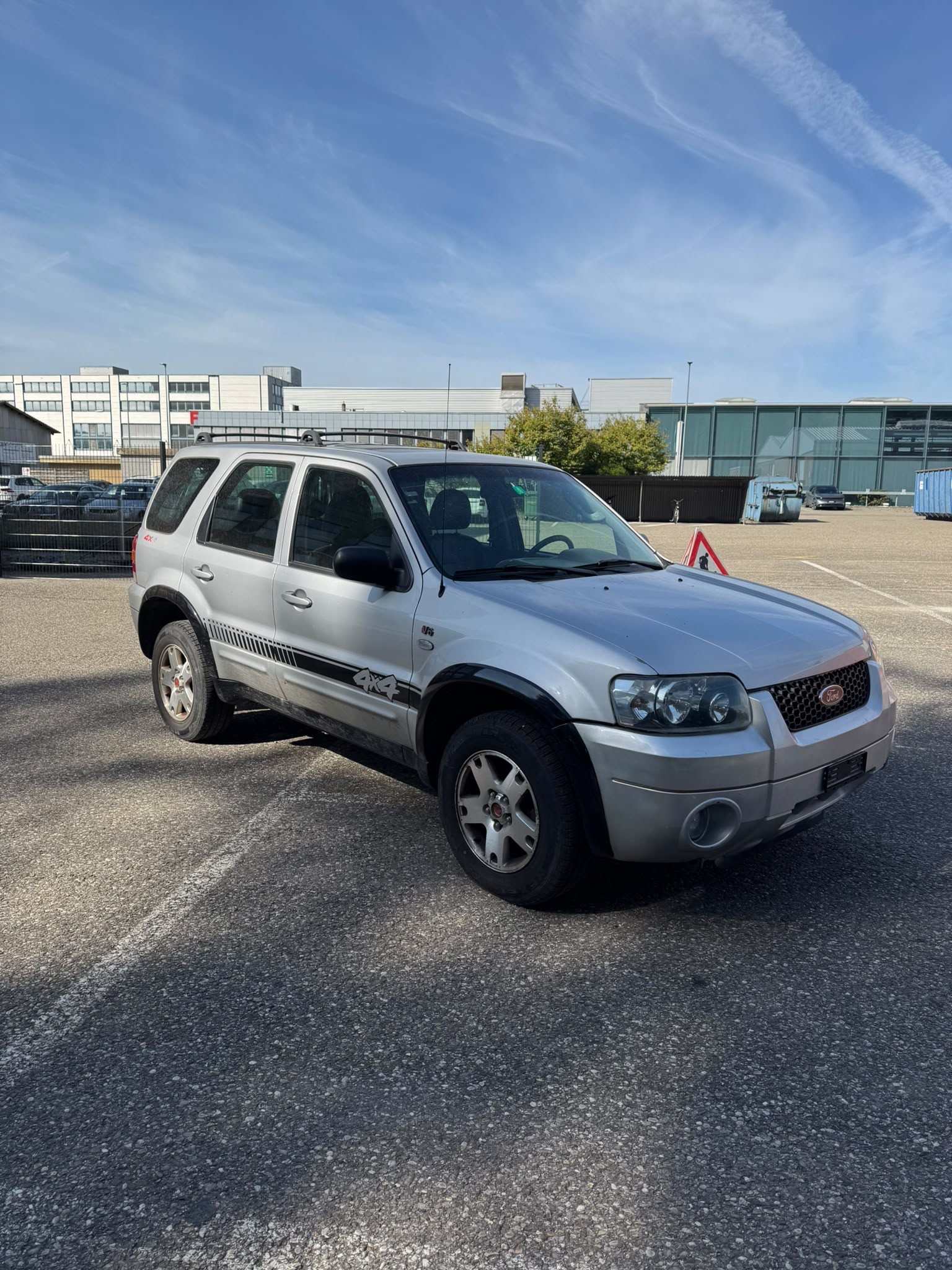 FORD Maverick 3.0 24V Executive-image-1