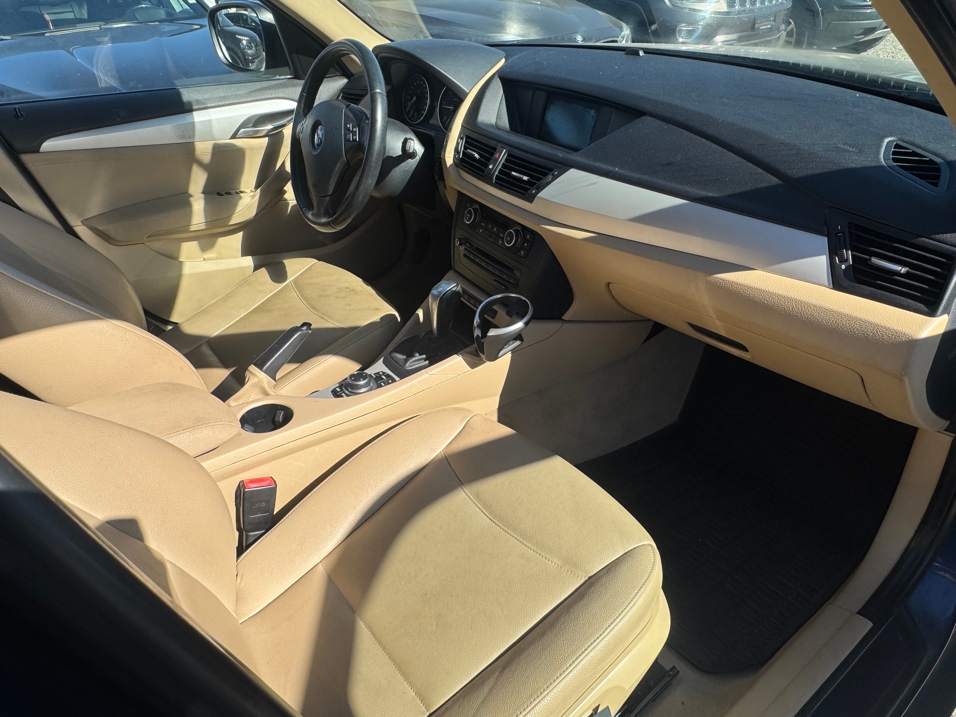 BMW X1 xDrive 20d Steptronic-image-8