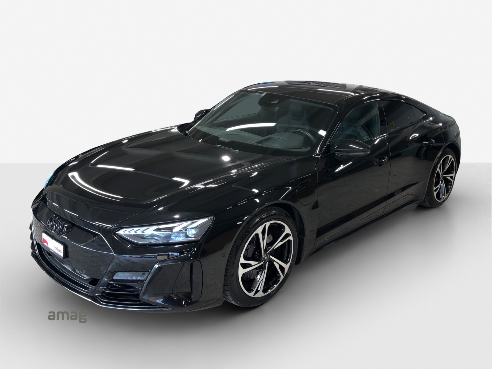 AUDI e-tron GT quattro-image-14