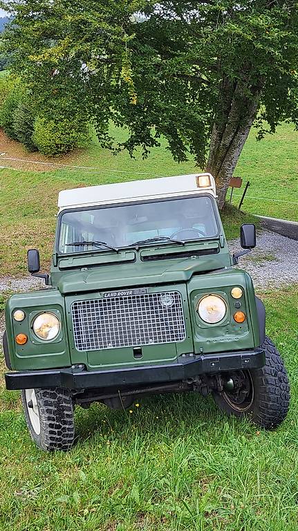 LAND ROVER DEFENDER-image-0