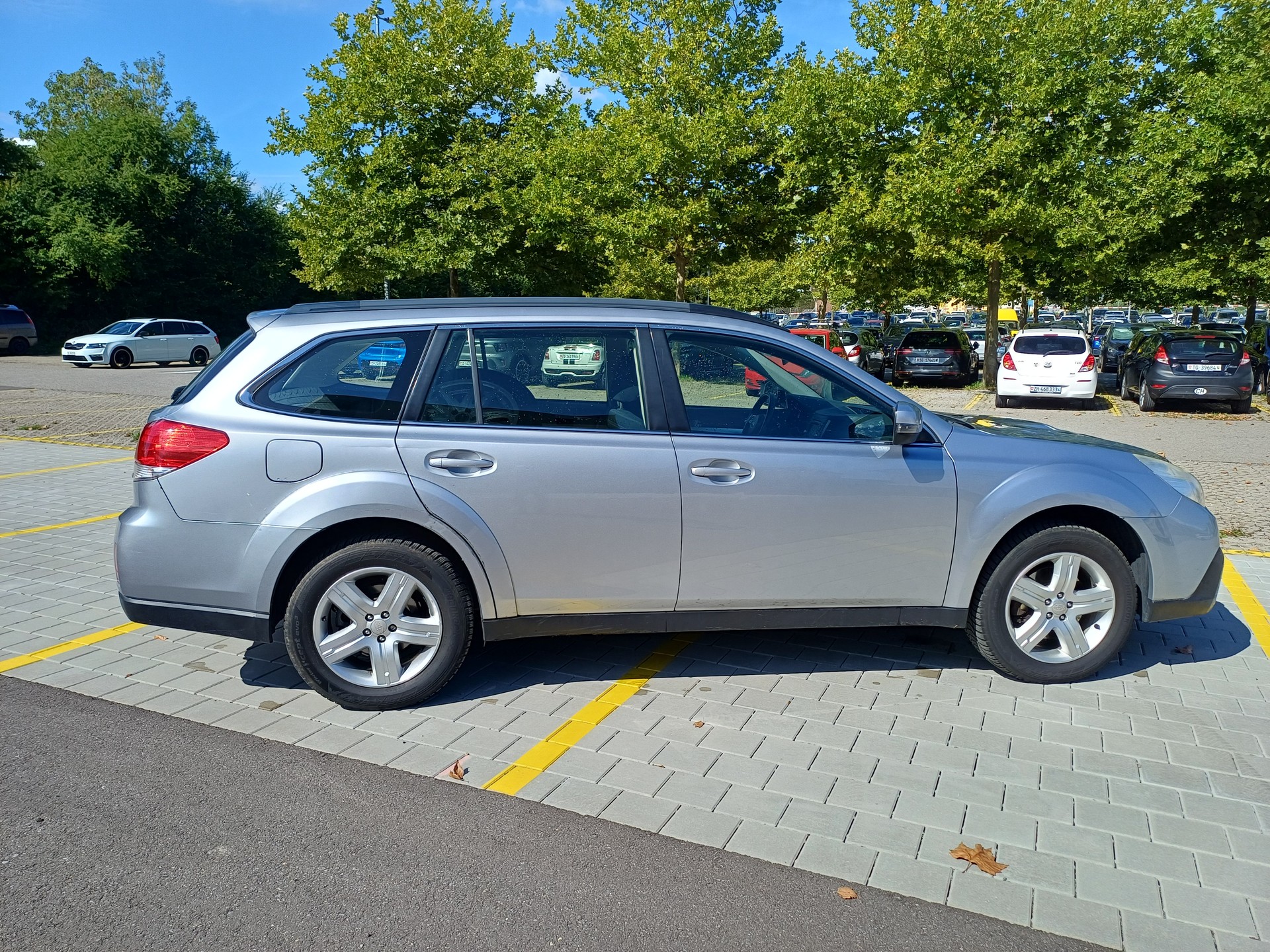 SUBARU 2.0 D Outback, Advantage-image-2