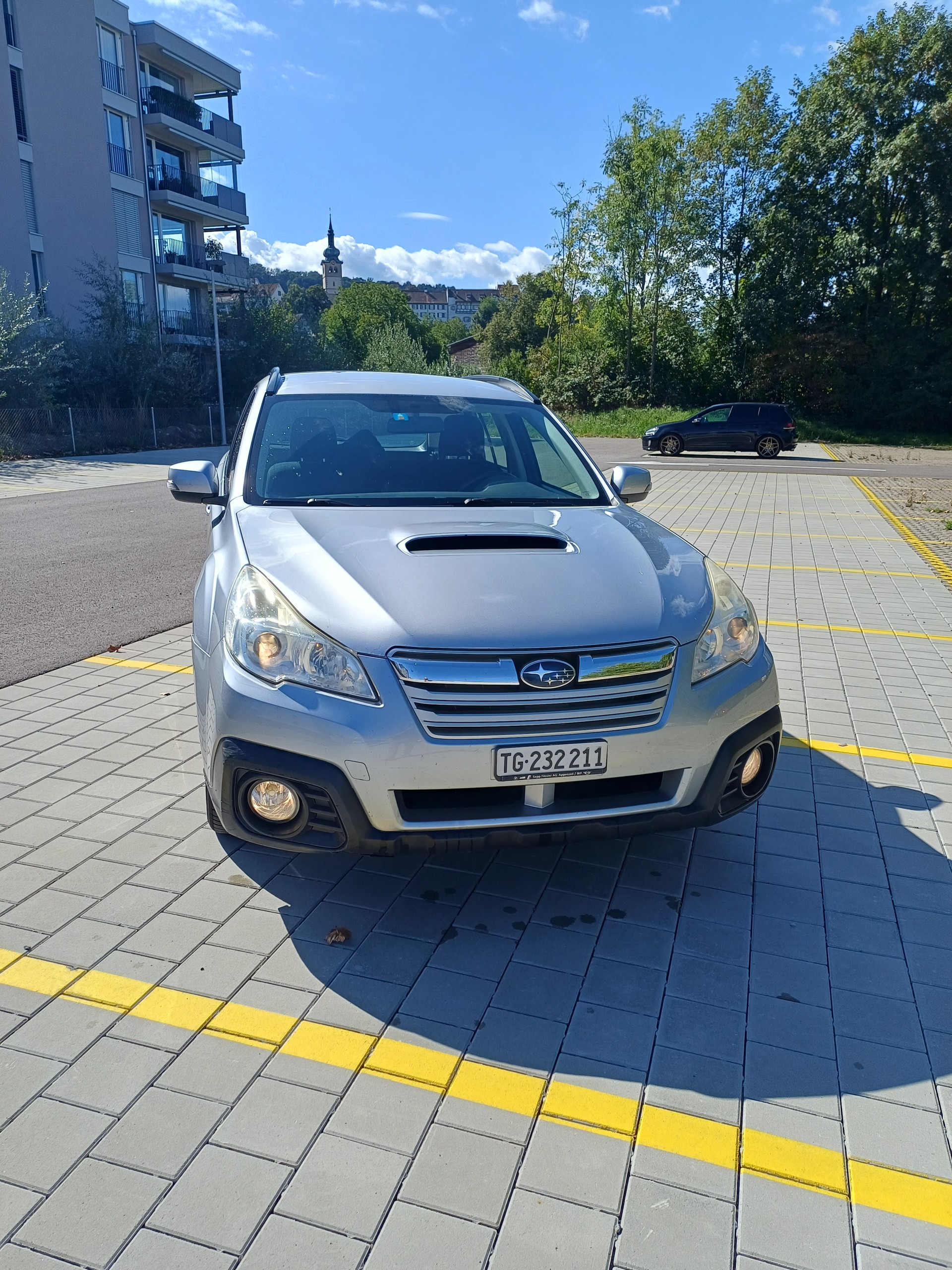 SUBARU 2.0 D Outback, Advantage-image-1