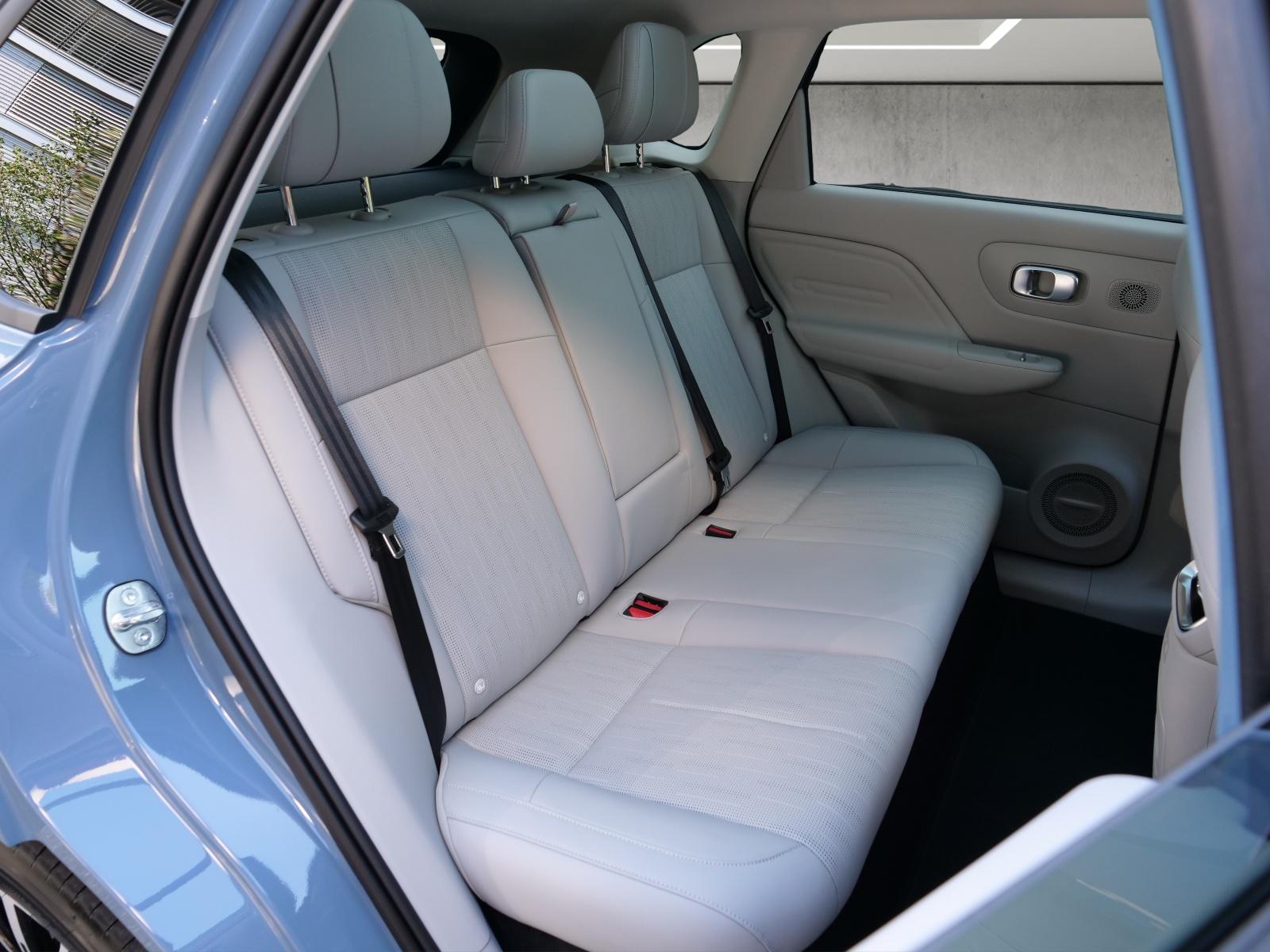 LEAPMOTOR B10 1.5 Hybrid EV-image-14