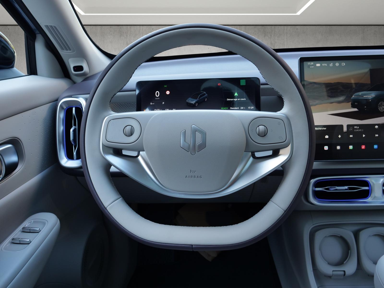 LEAPMOTOR B10 1.5 Hybrid EV-image-7