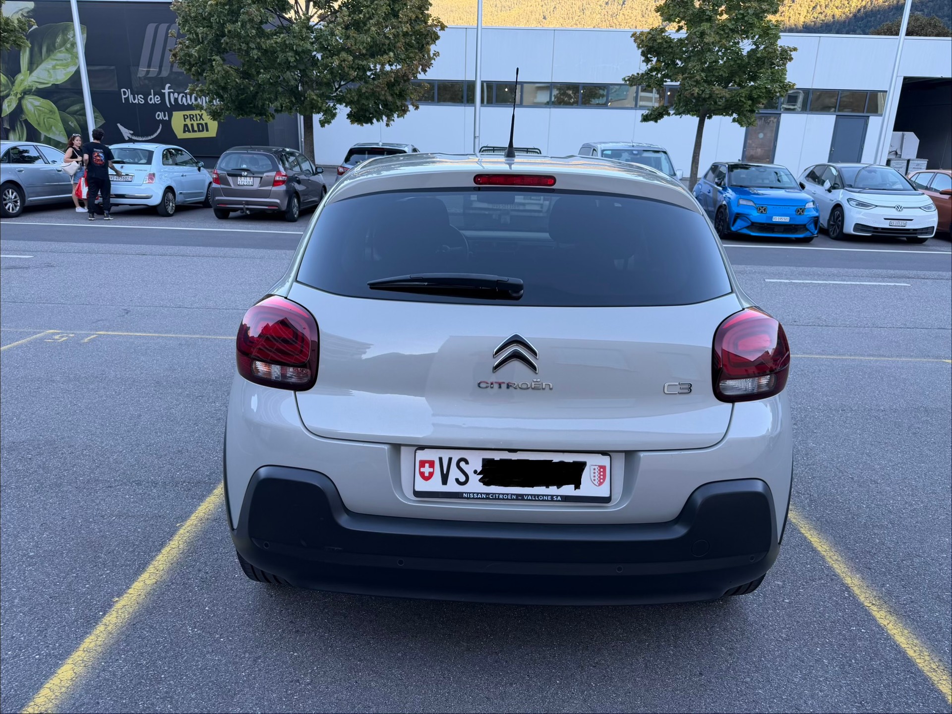CITROEN 1.2 PureTech Swiss Edition+ S/S-image-3