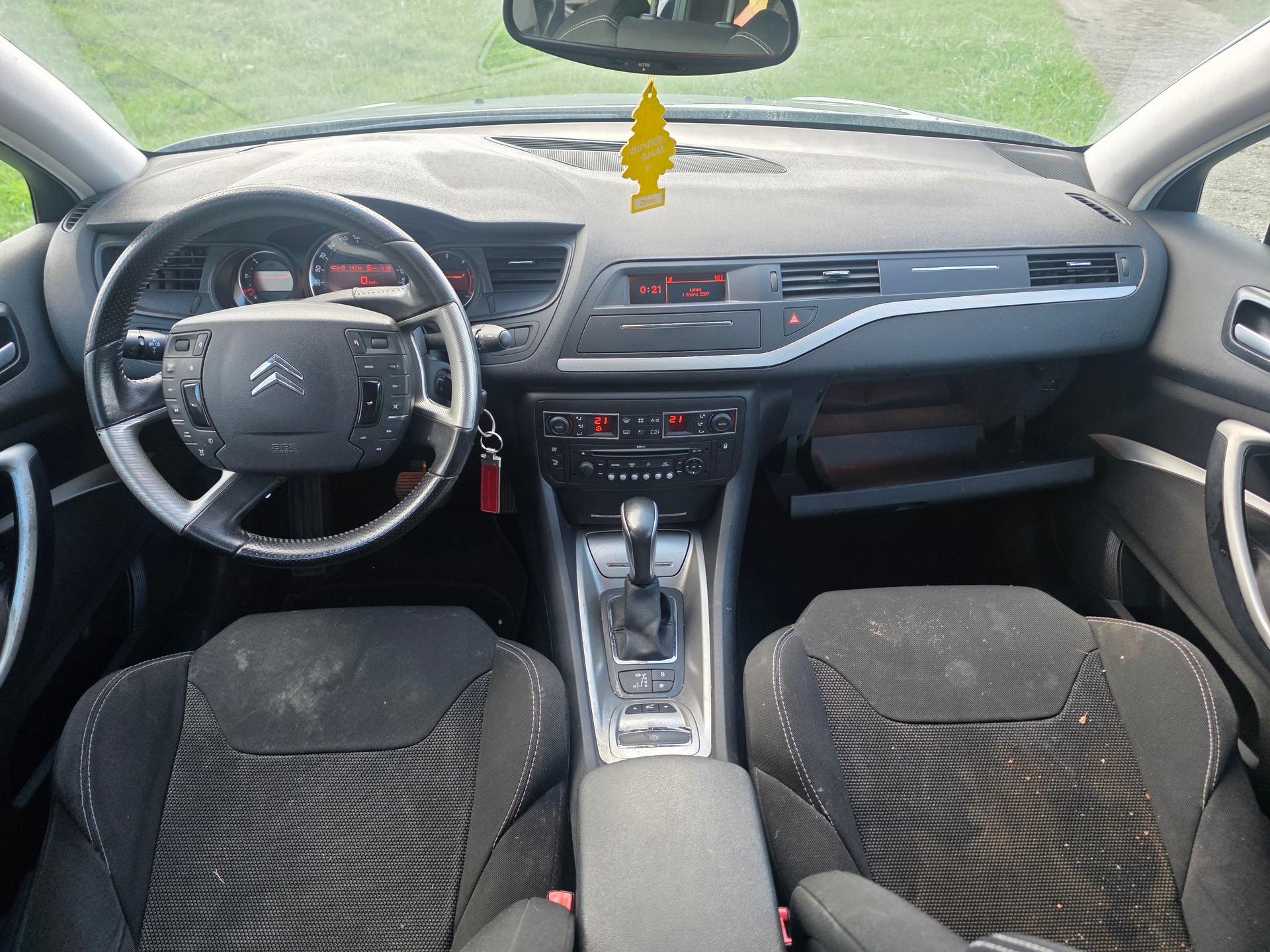 CITROEN C5 Tourer 2.0 HDi Dynamique+ Automatic-image-9
