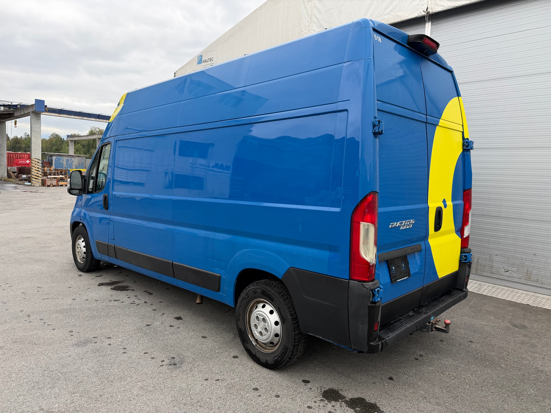FIAT Ducato 35 2.3 MJ H3 Comfort Matic-image-3