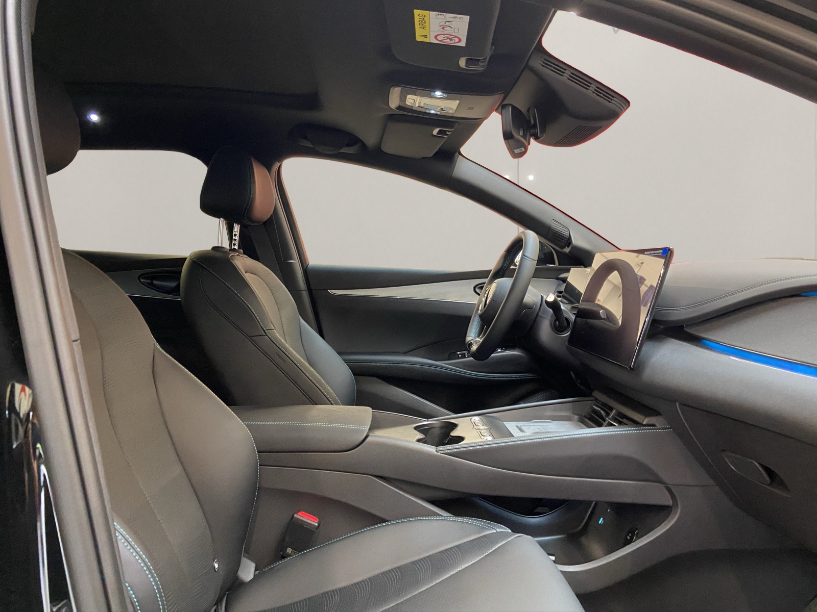 BYD Seal 6 DM-i Touring Comfort-image-9