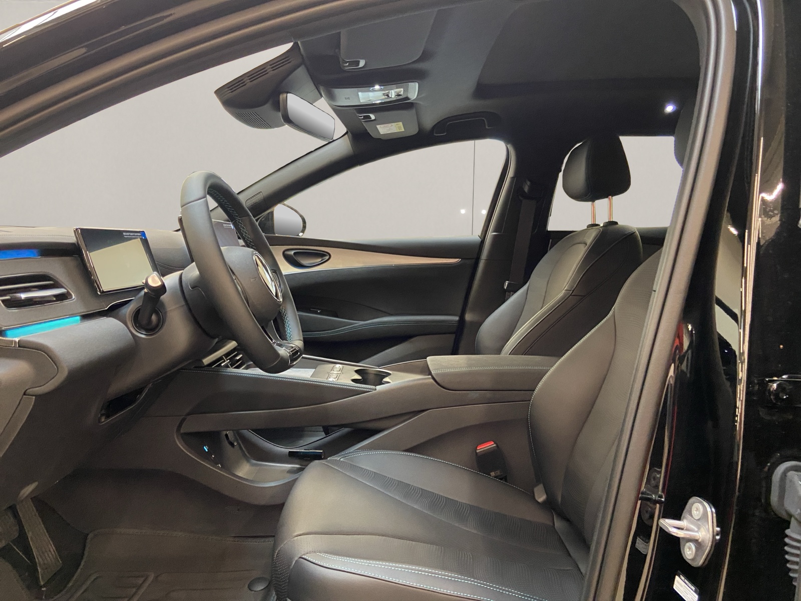 BYD Seal 6 DM-i Touring Comfort-image-4