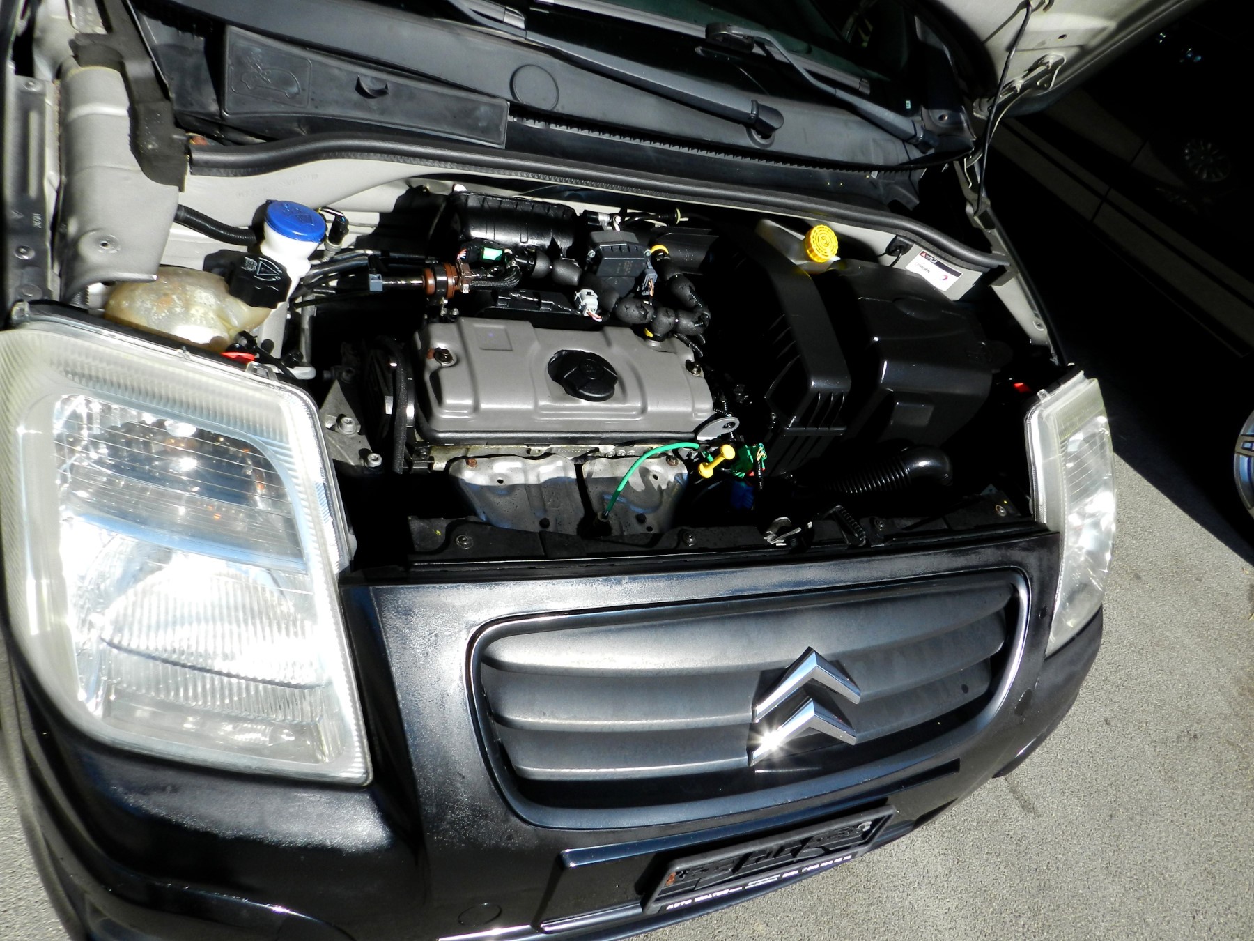 CITROEN C2 1.4i Furio-image-9