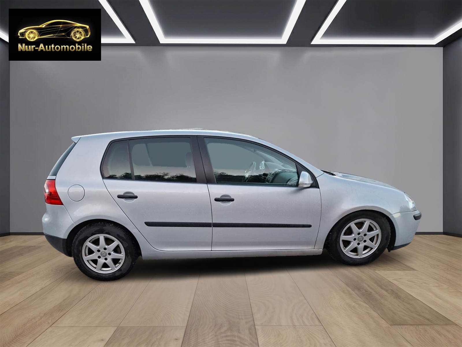 VW Golf 2.0 FSI Comfortline 4Motion-image-7