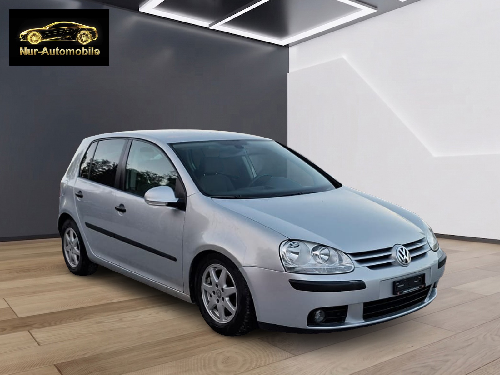 VW Golf 2.0 FSI Comfortline 4Motion-image-0