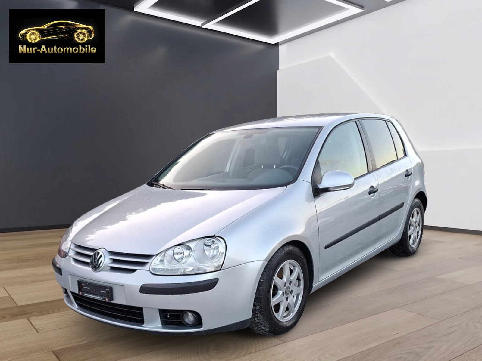 VW Golf 2.0 FSI Comfortline 4Motion-image-2