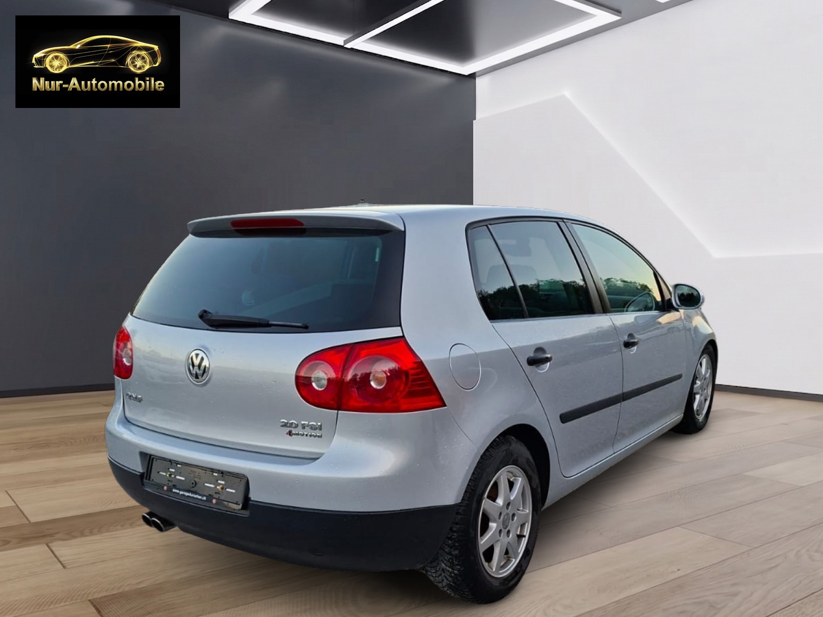 VW Golf 2.0 FSI Comfortline 4Motion-image-6