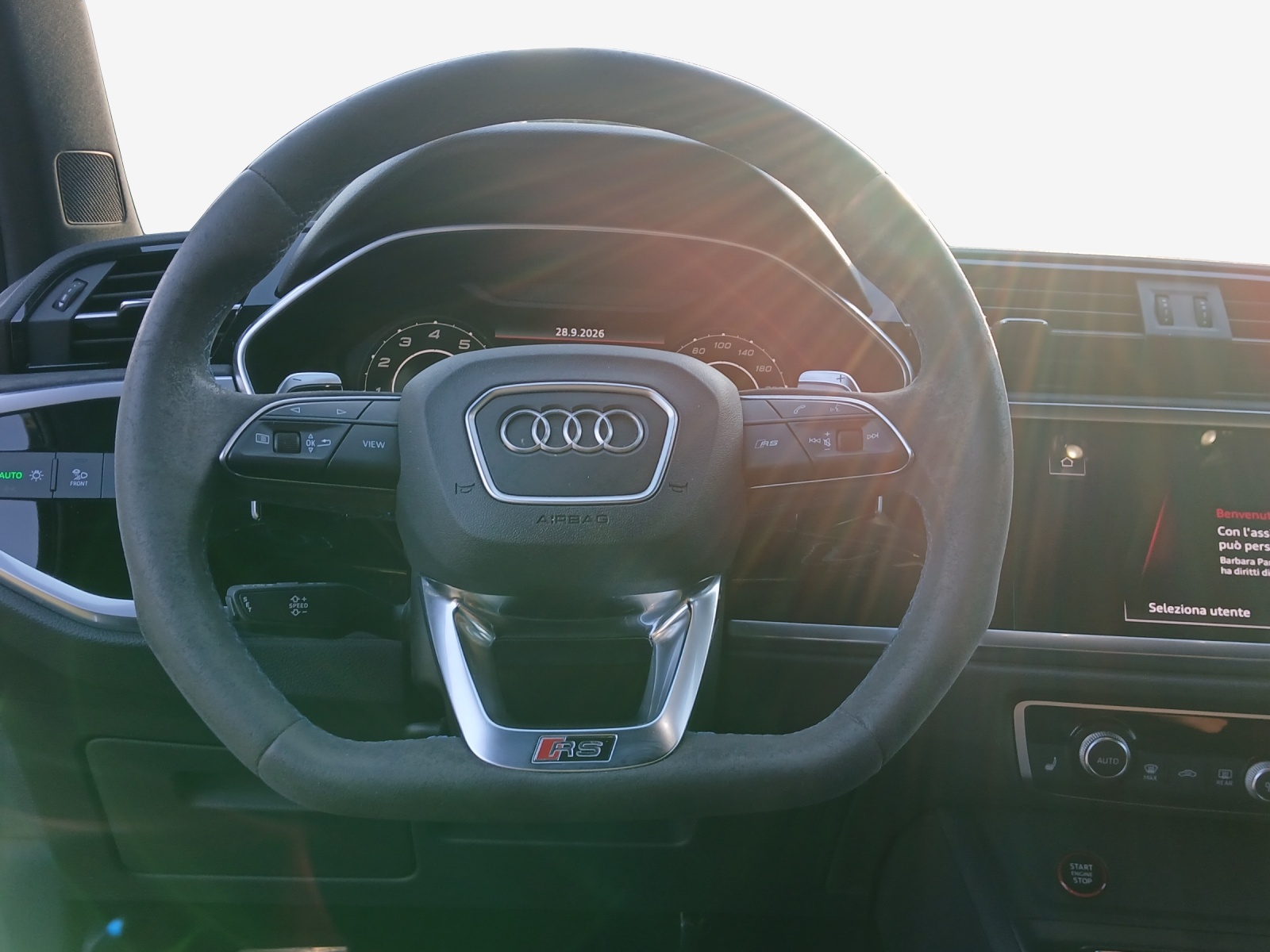 AUDI RS Q3 Sportback quattro S tronic-image-9