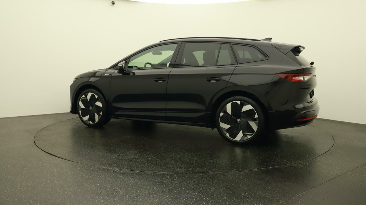 SKODA Enyaq 4x4 RS-image-2