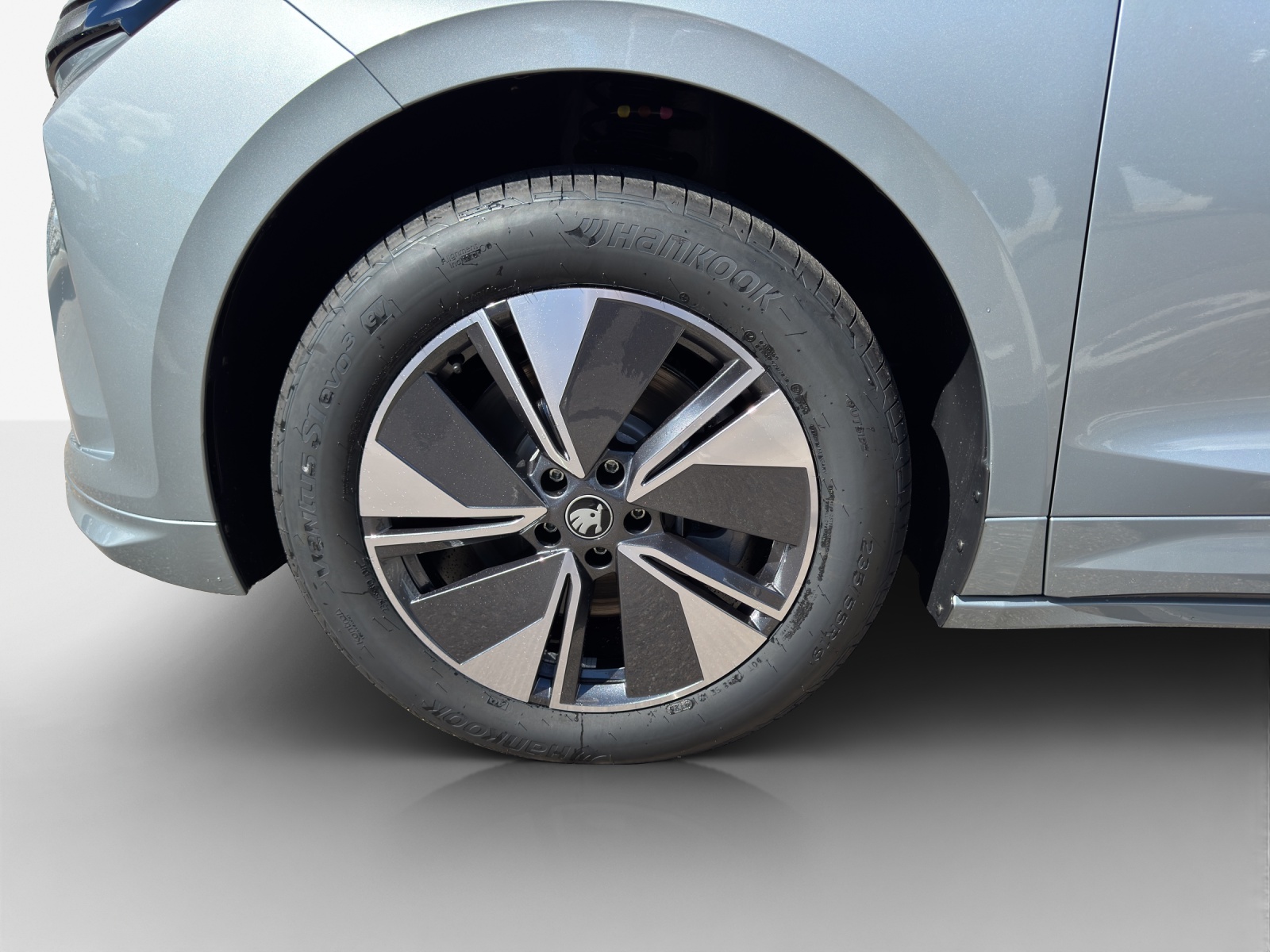 SKODA Enyaq 85x Dynamic 4x4-image-13