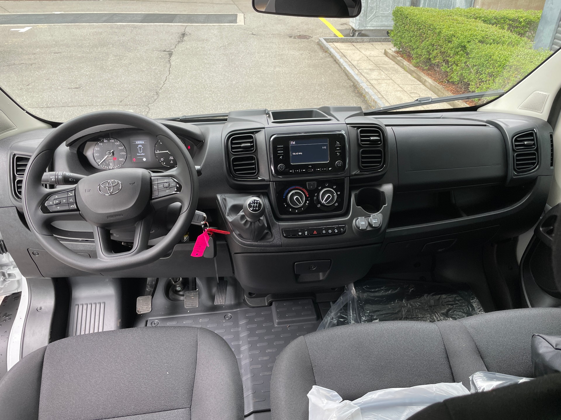 TOYOTA Proace MAX 2.2D DK Pritsche 3,5t L3-image-15