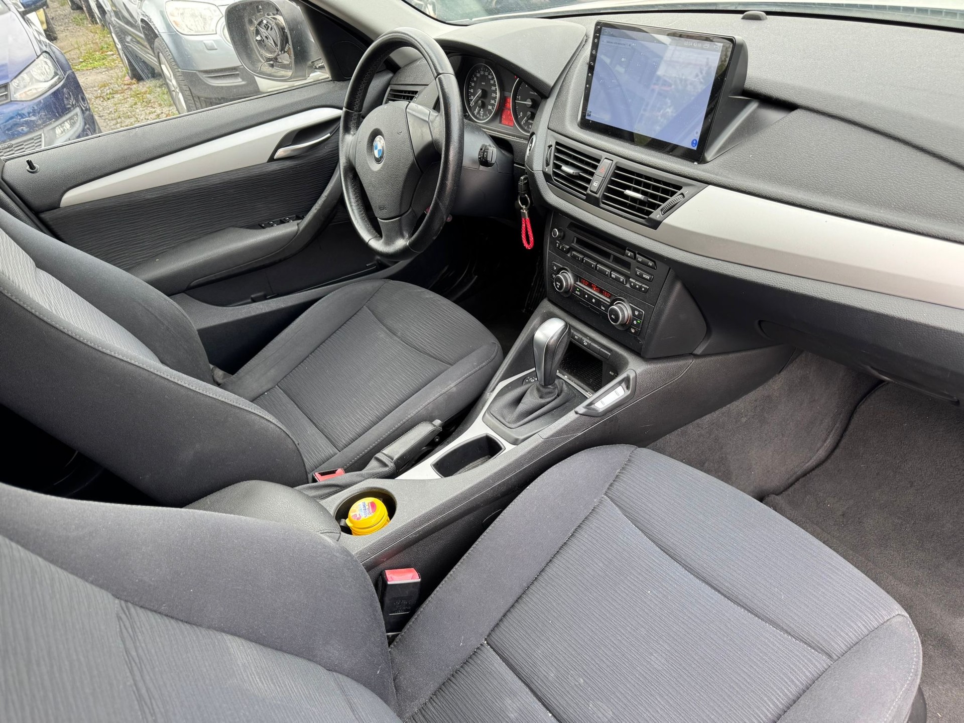 BMW X1 xDrive 18d Steptronic-image-12