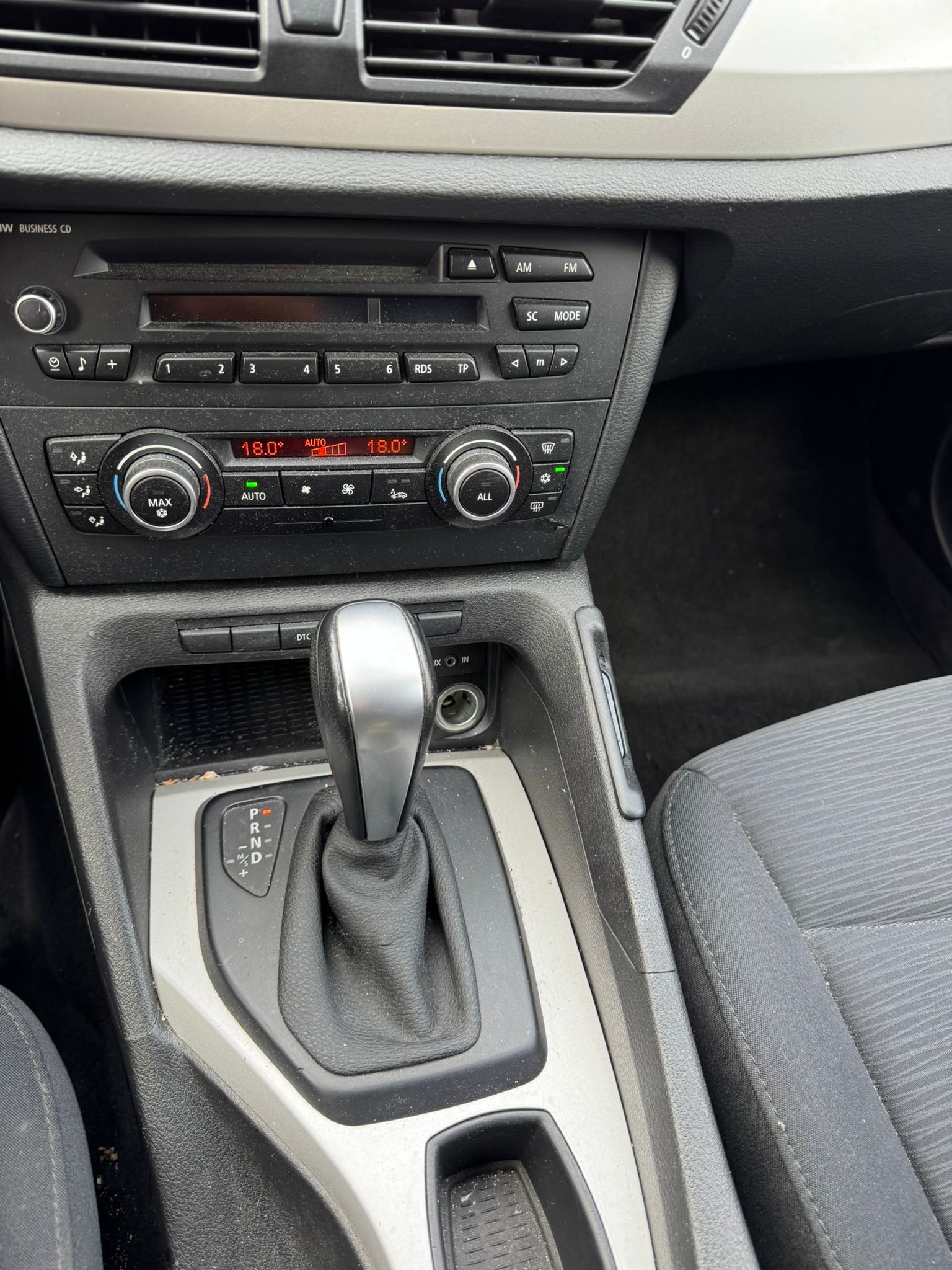 BMW X1 xDrive 18d Steptronic-image-9