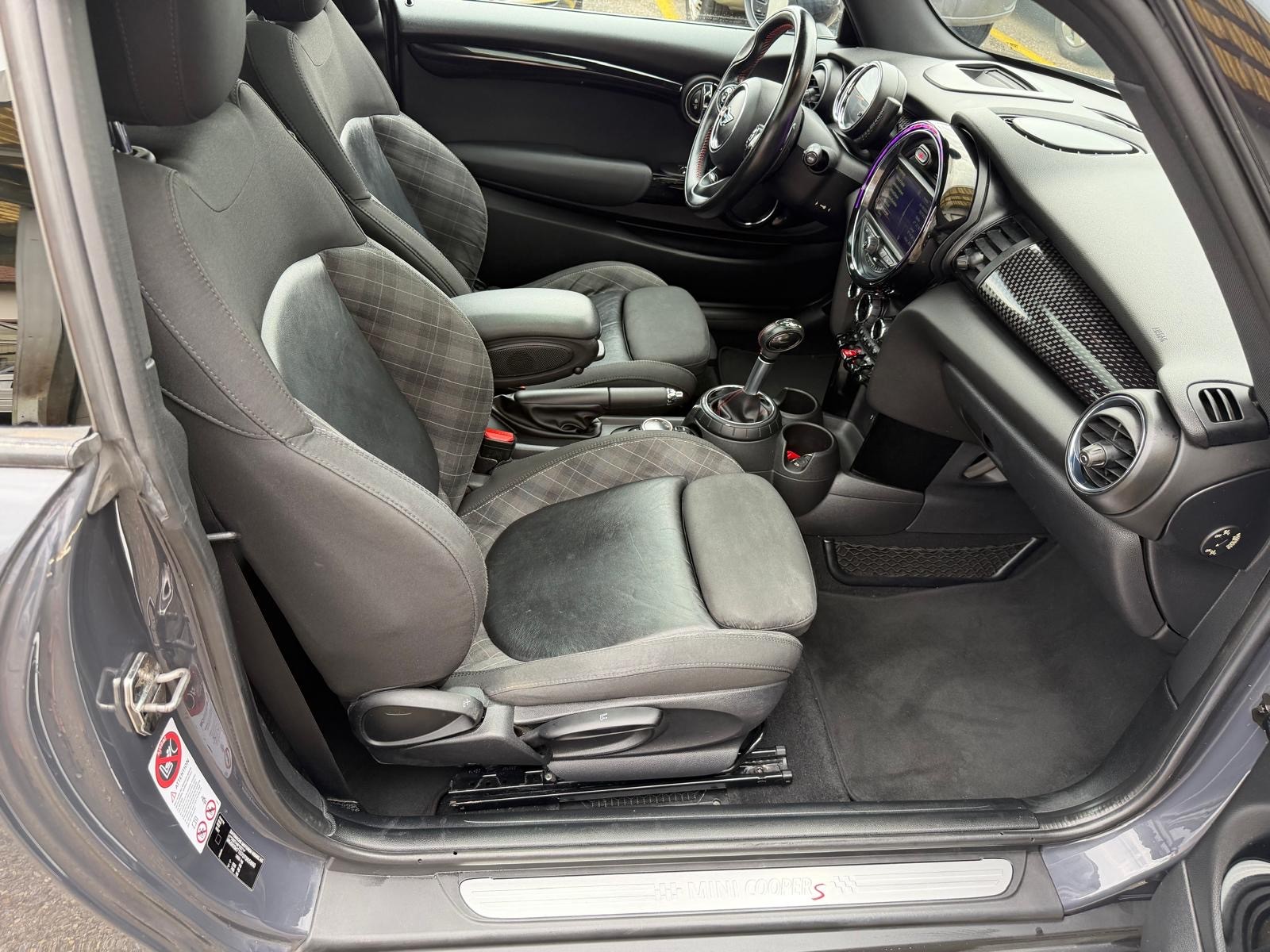 MINI Cooper S Steptronic-image-11