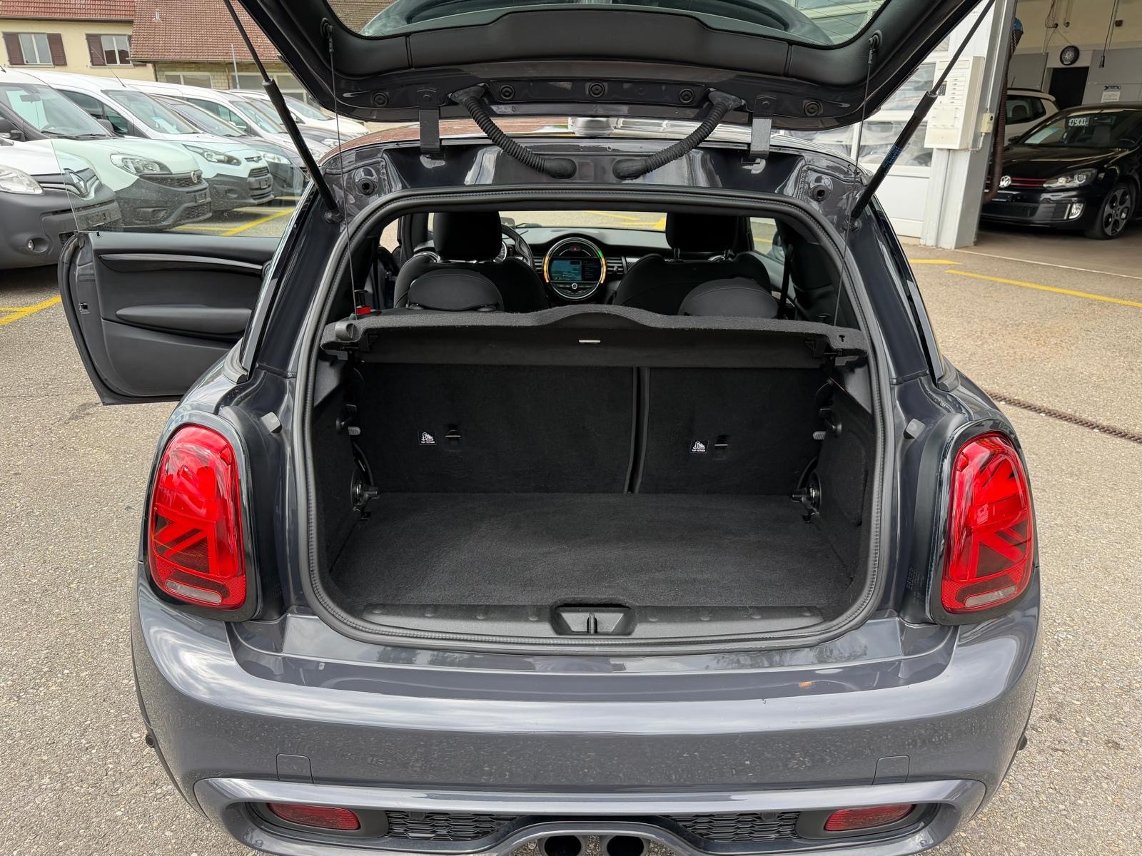 MINI Cooper S Steptronic-image-14