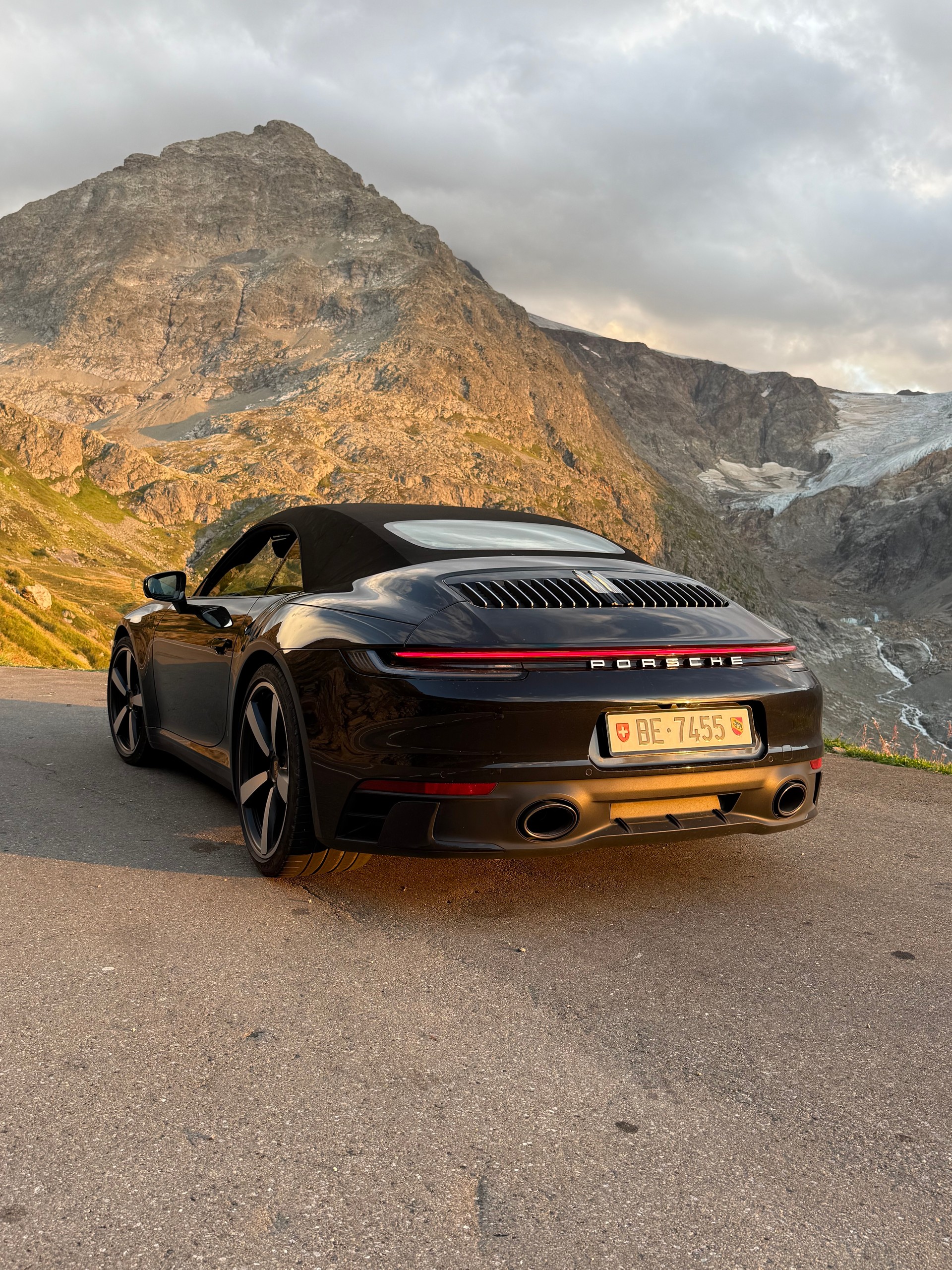 PORSCHE 3.0 Carrera 4 PDK-image-1