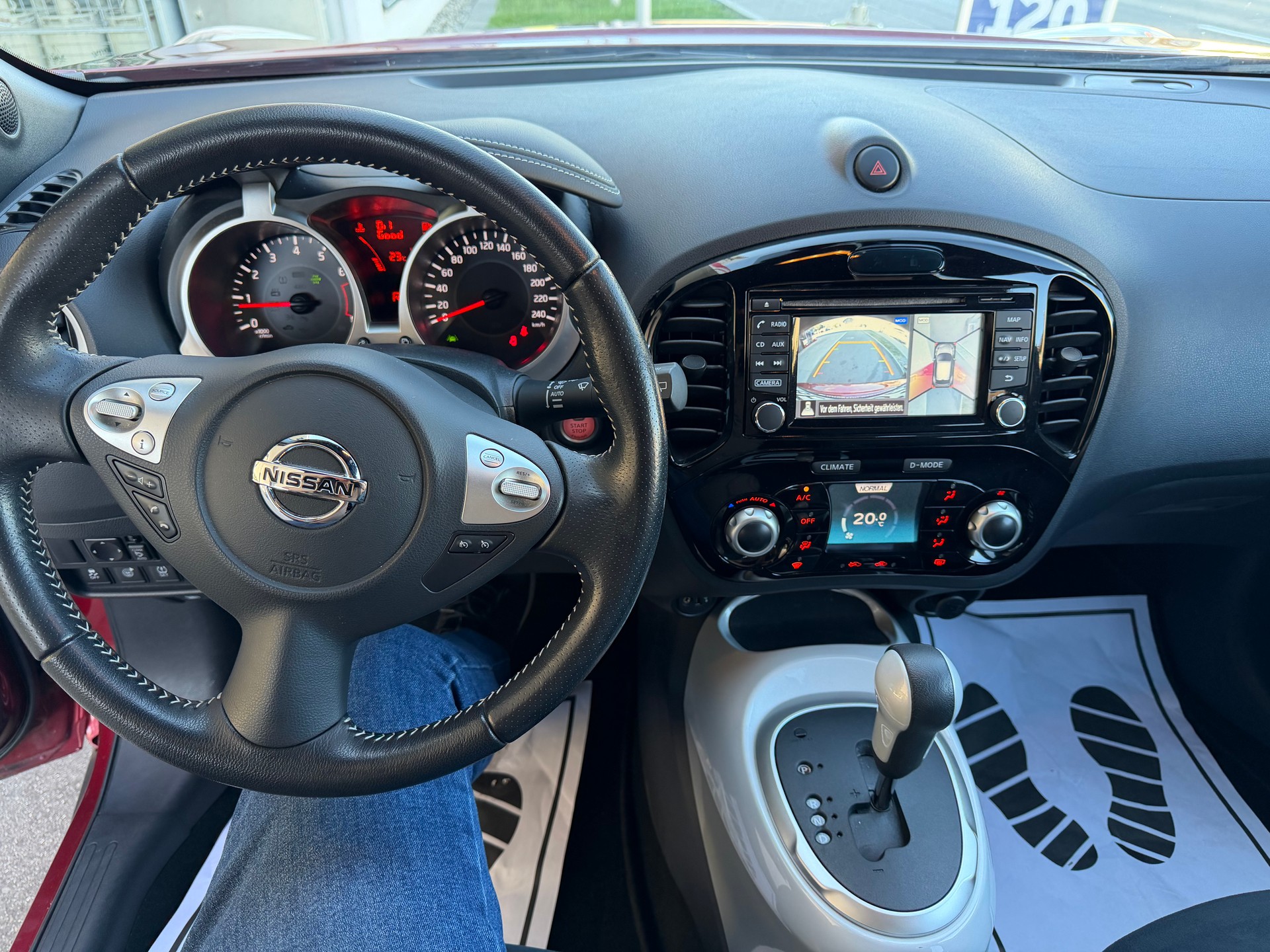 NISSAN Juke 1.6 DIG-T tekna 4x4 Xtronic M-CVT-frisch ab Mfk-image-7