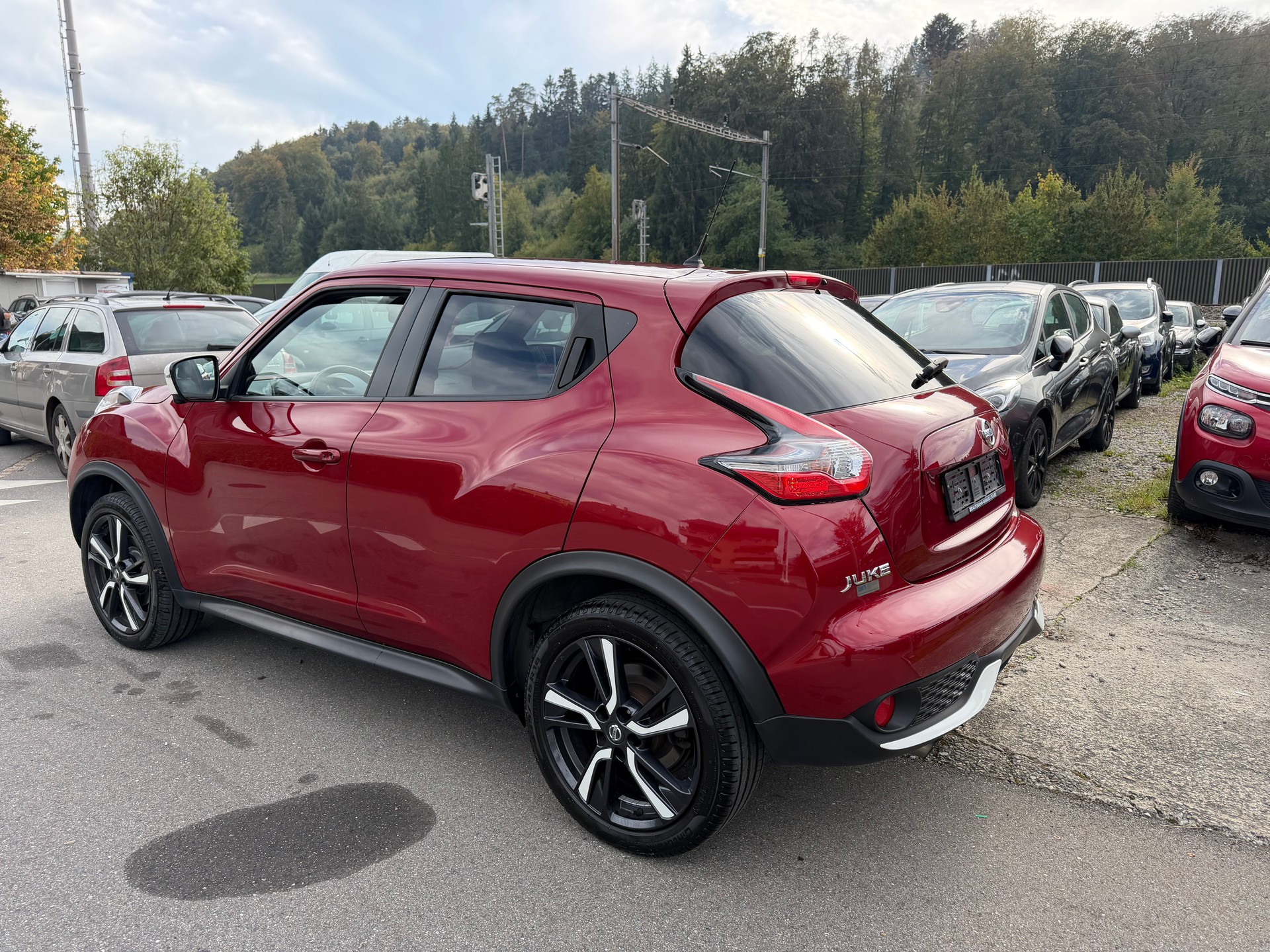 NISSAN Juke 1.6 DIG-T tekna 4x4 Xtronic M-CVT-frisch ab Mfk-showroom-element-1