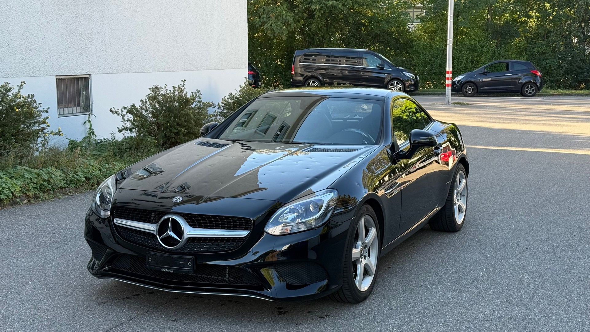 MERCEDES-BENZ SLC 180-image-3