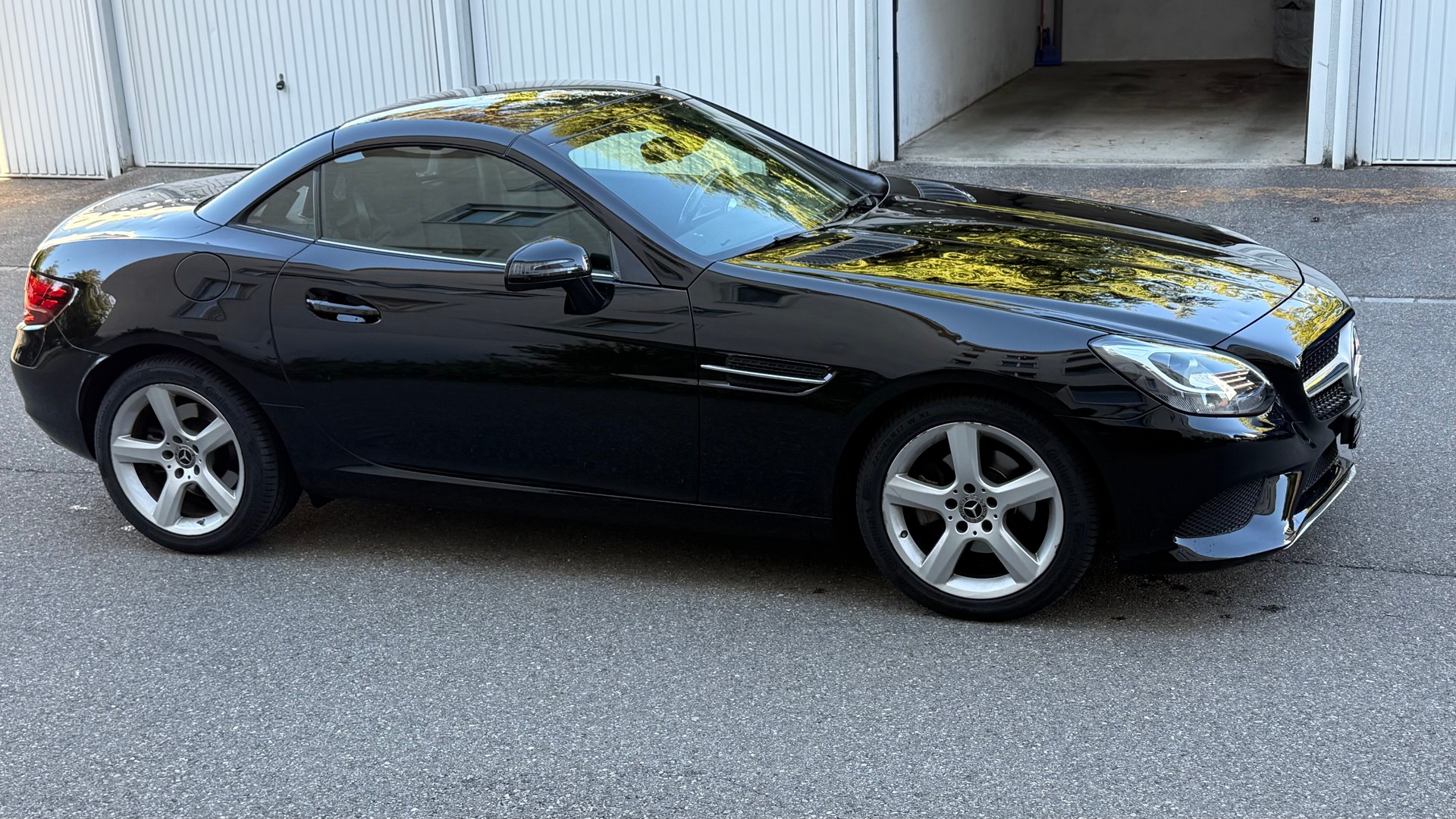 MERCEDES-BENZ SLC 180-image-4