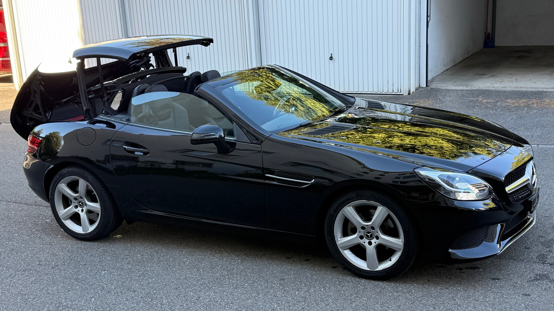 MERCEDES-BENZ SLC 180-image-8