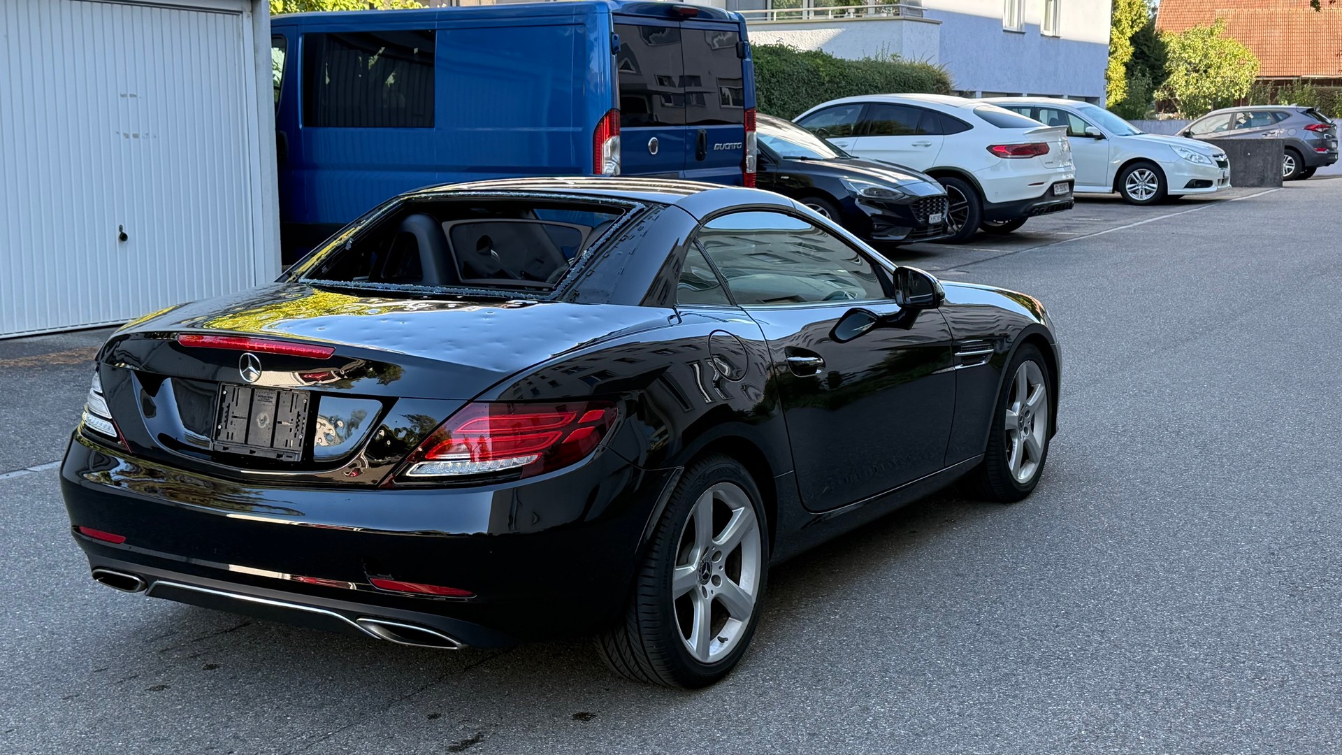 MERCEDES-BENZ SLC 180-image-5