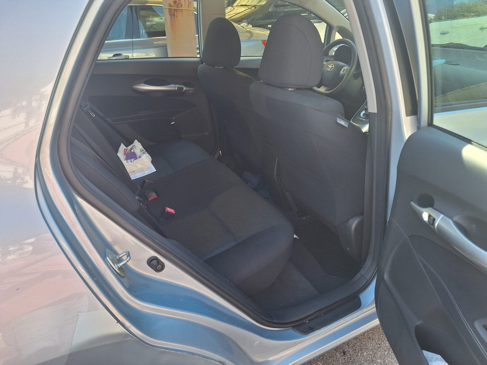 TOYOTA Auris 1.8 16V HSD Linea Luna-image-10