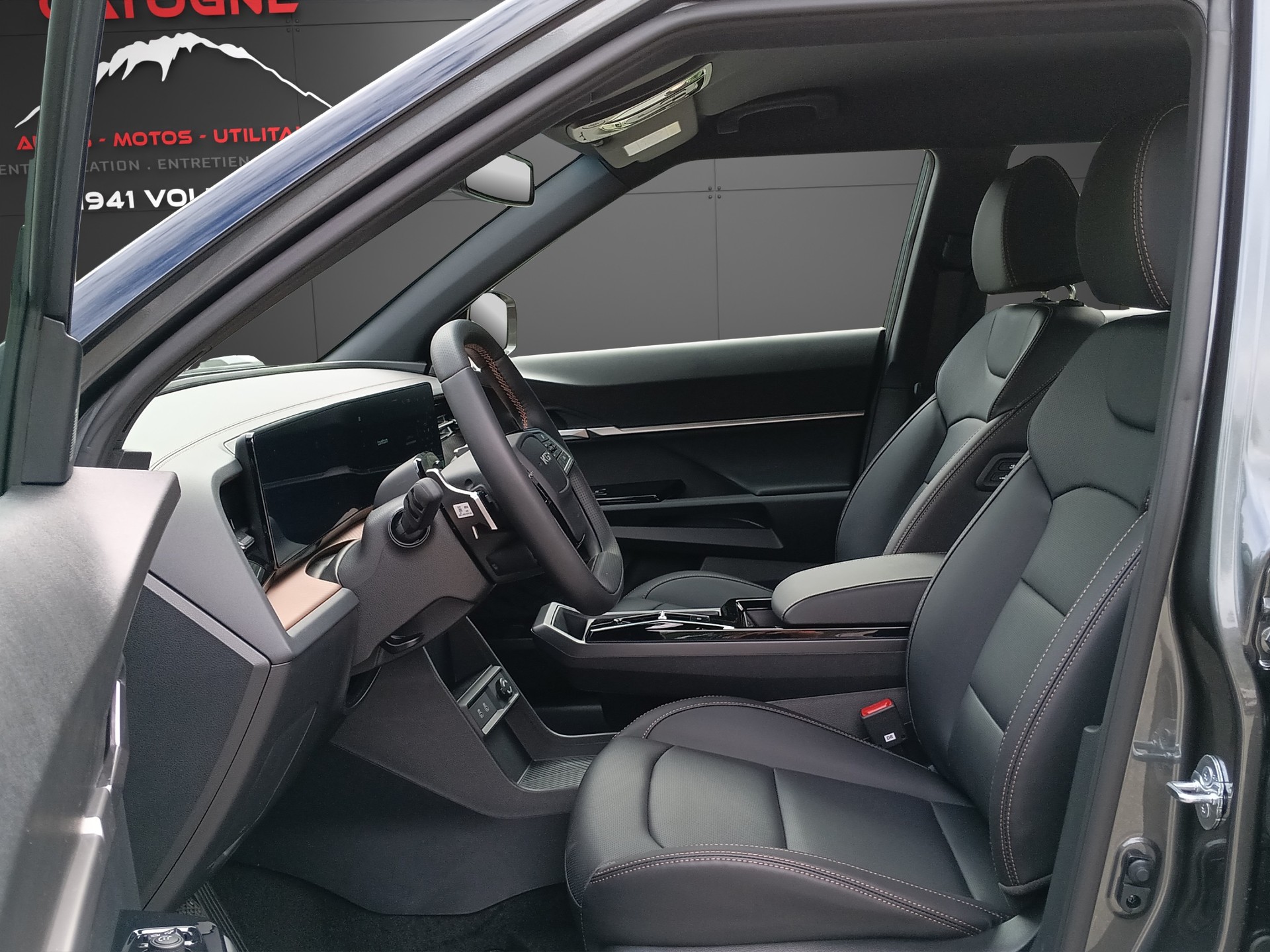 KGM-SsangYong Musso 80,6 kWh Platinum 4WD-image-8