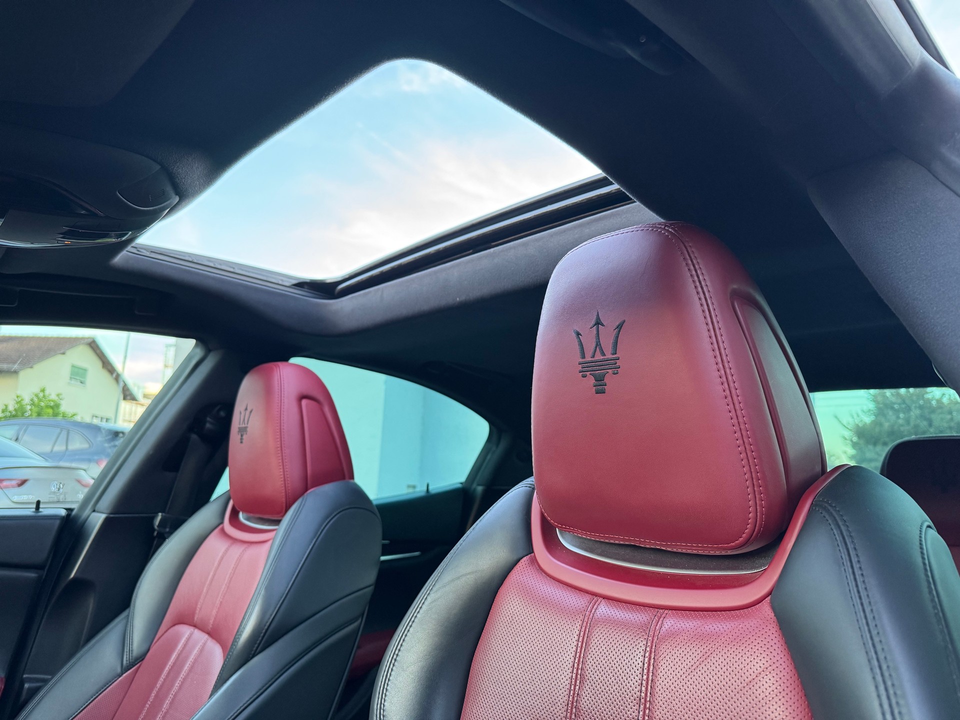 MASERATI Ghibli D 3.0 V6 GranSport Ribelle Limited *One of 200*-image-10