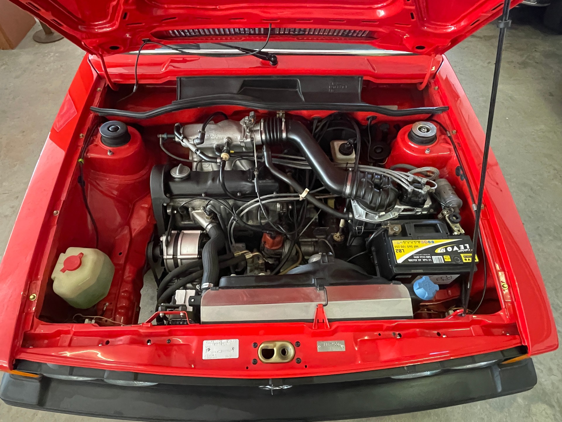 VW SCIROCCO 1.Serie 1.6 GTi-image-13
