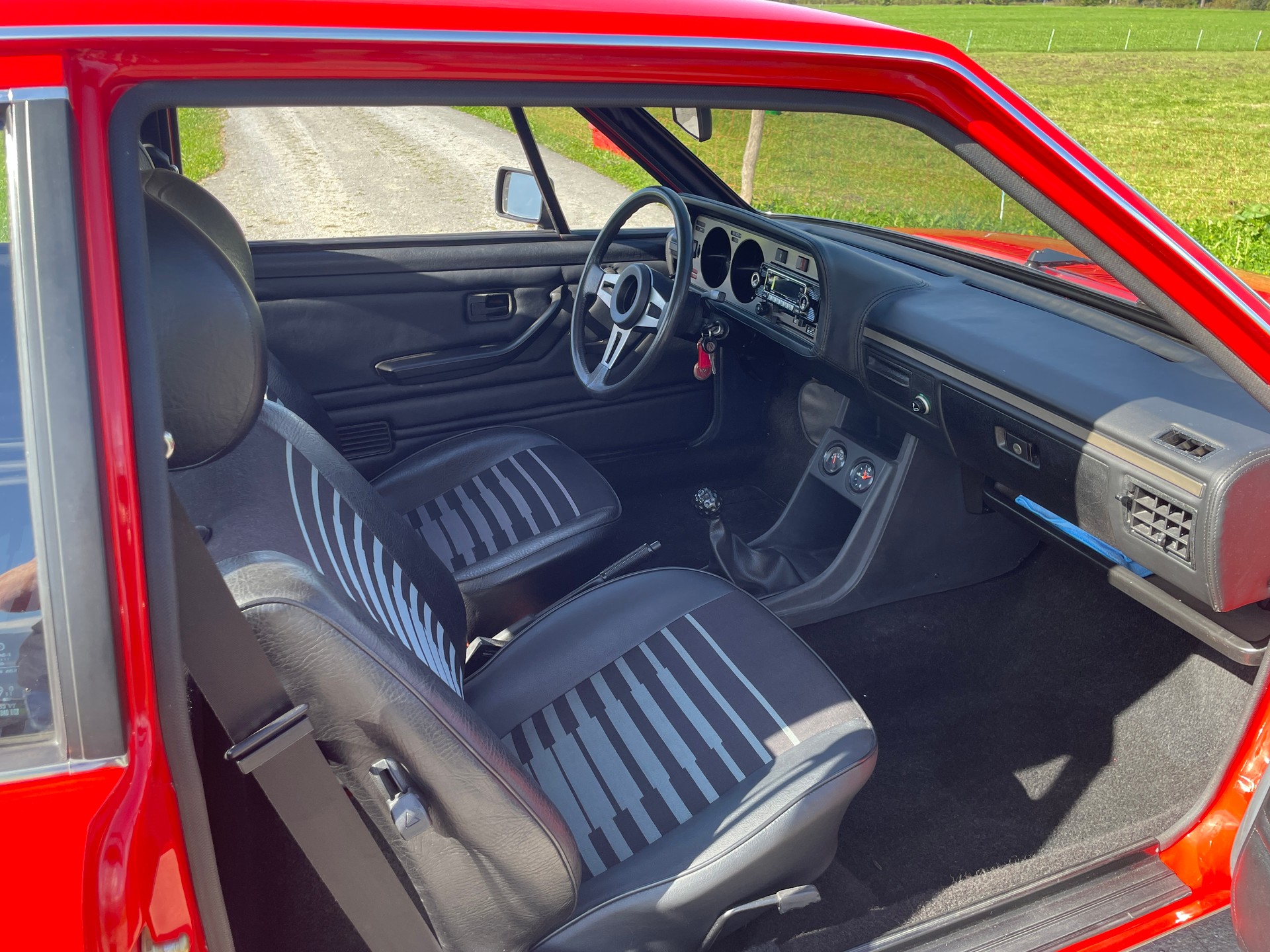 VW SCIROCCO 1.Serie 1.6 GTi-image-10