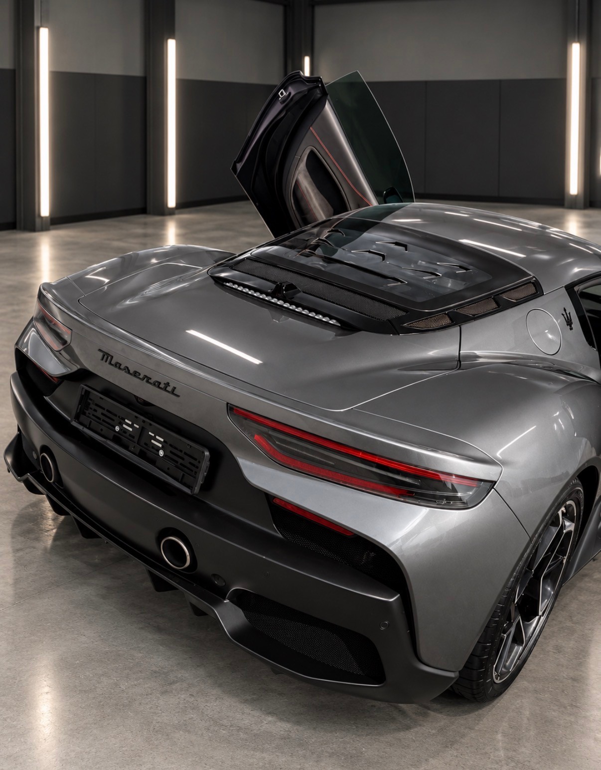 MASERATI 3.0 V6-image-8