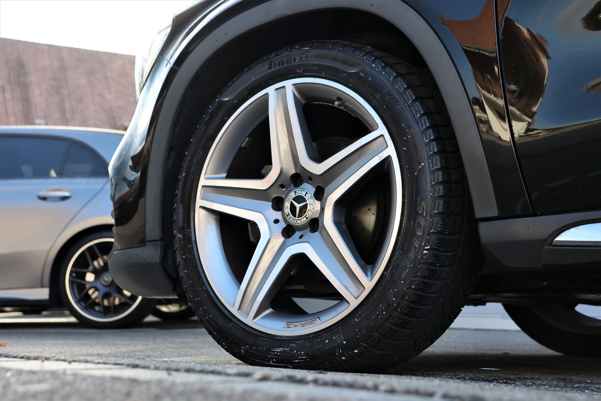 MERCEDES-BENZ GLA 200 d Swiss Star Edition AMG 4Matic 7G-DCT (CH)-image-8