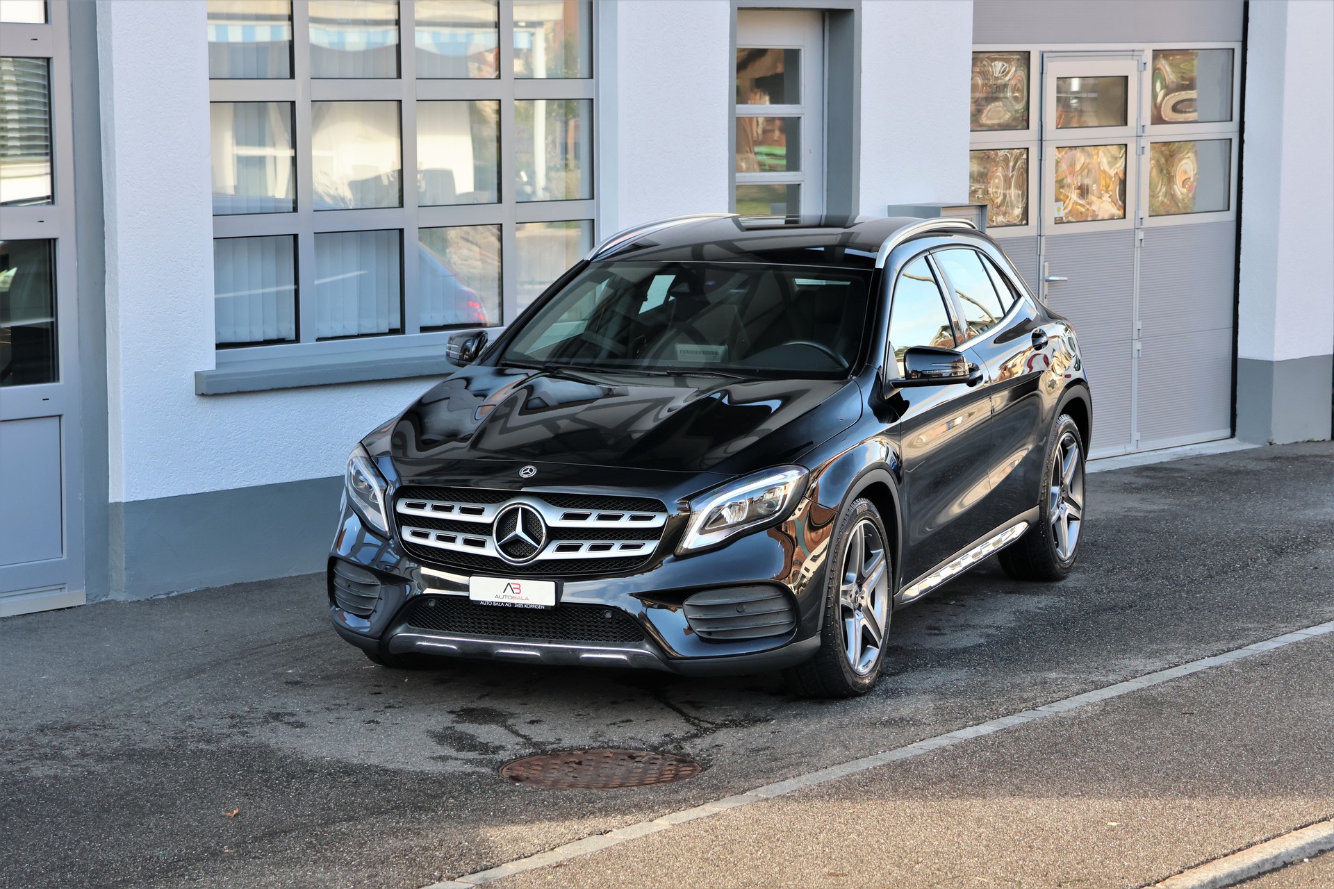 MERCEDES-BENZ GLA 200 d Swiss Star Edition AMG 4Matic 7G-DCT (CH)