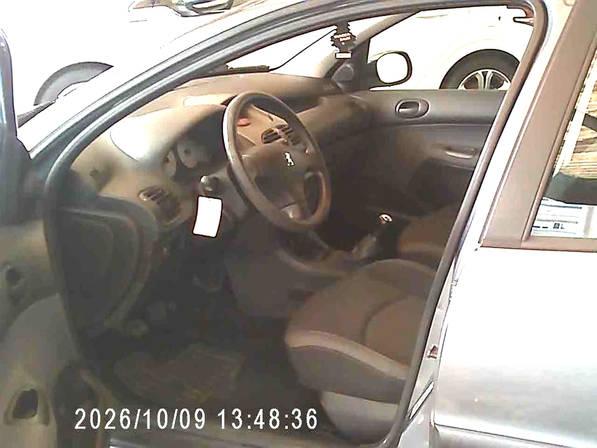PEUGEOT 206 1.4 Urban-image-3