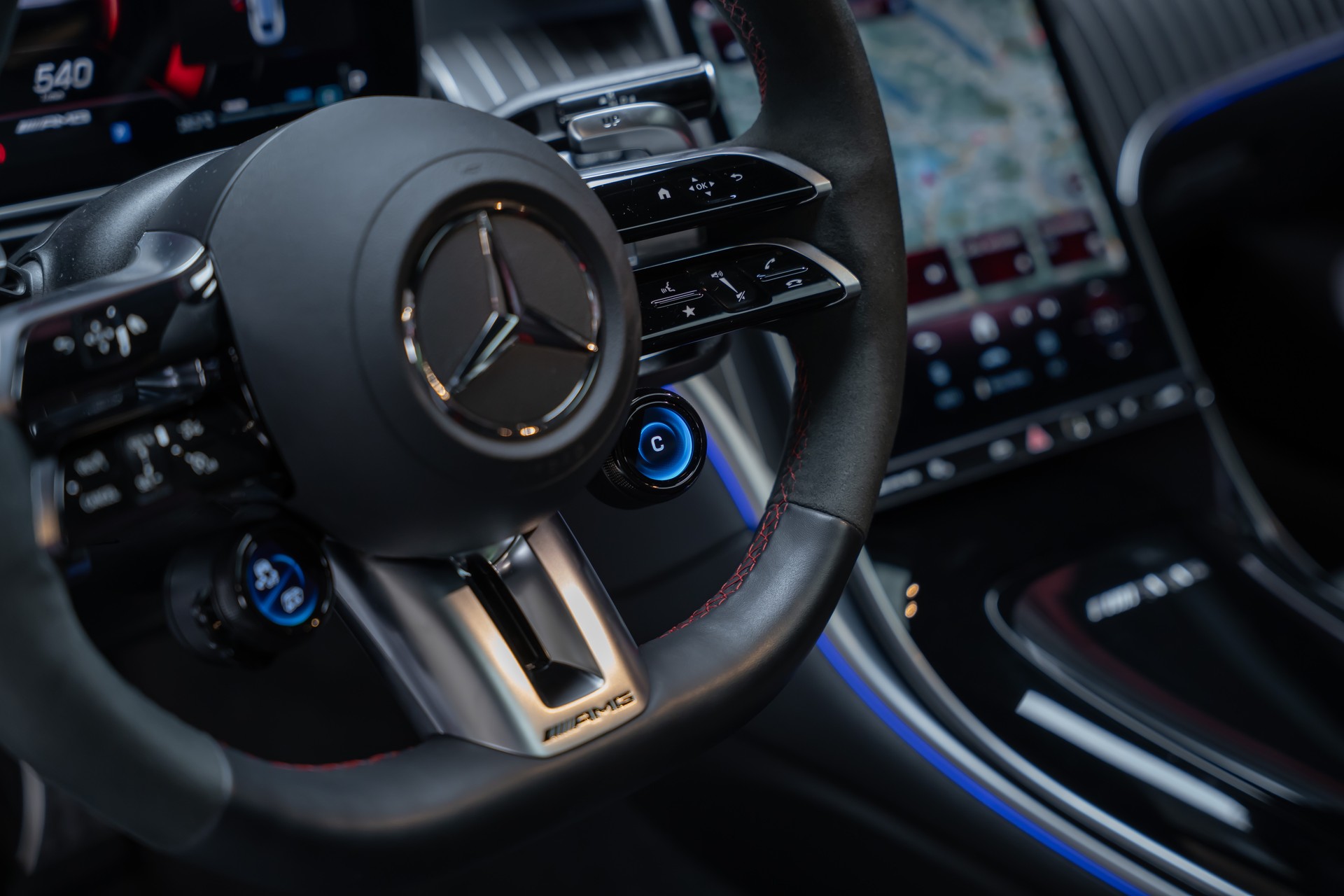 MERCEDES-BENZ CLE 53 AMG 4matic+ Coupé / Panorama / Burmseter / 360°Kamera-image-18