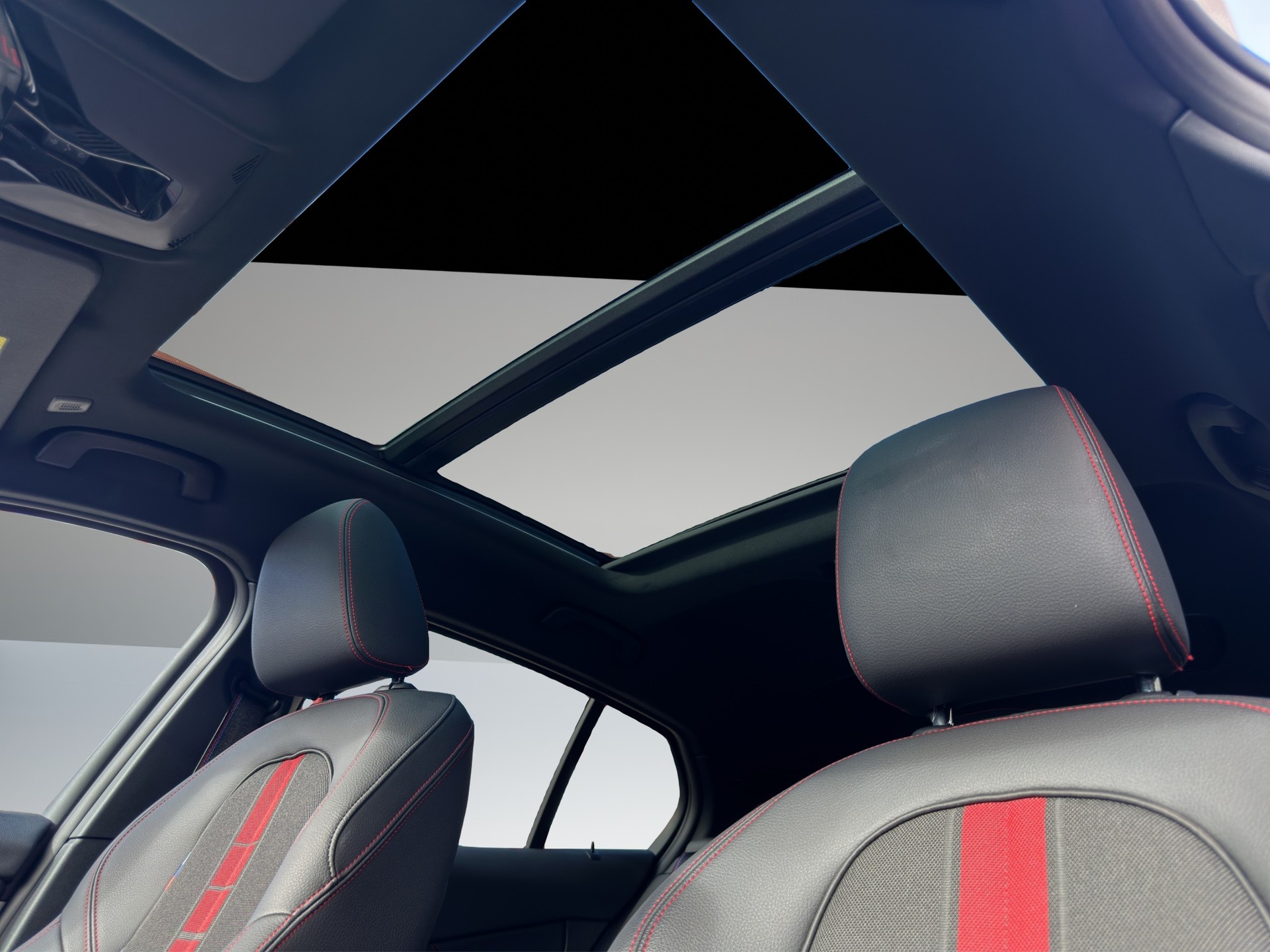 BMW 128ti M Sport Pro Steptronic-image-13