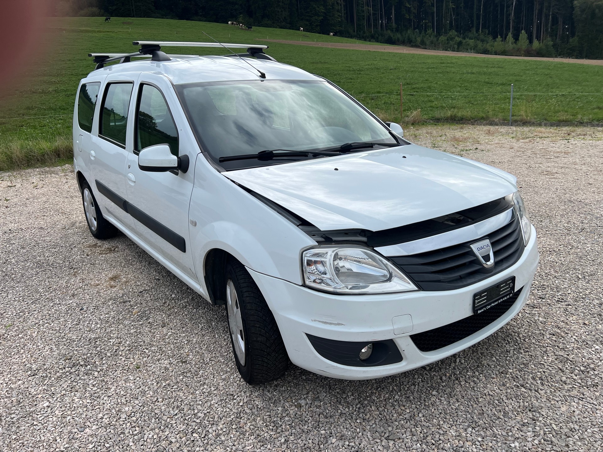 DACIA Logan 1.6 16V Lauréate-image-1