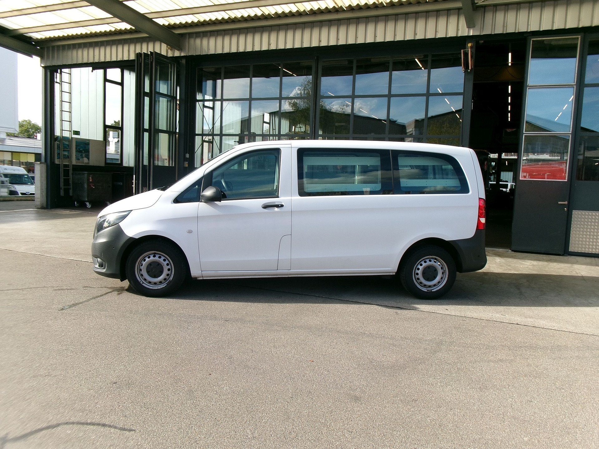 MERCEDES-BENZ Vito 111 BlueTEC K Euro 6-image-2