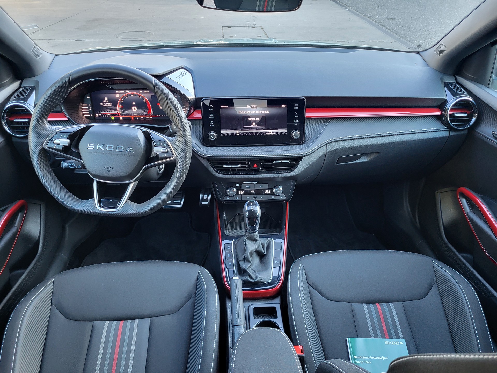 SKODA Fabia 1.0 TSI Monte Carlo DSG-image-11