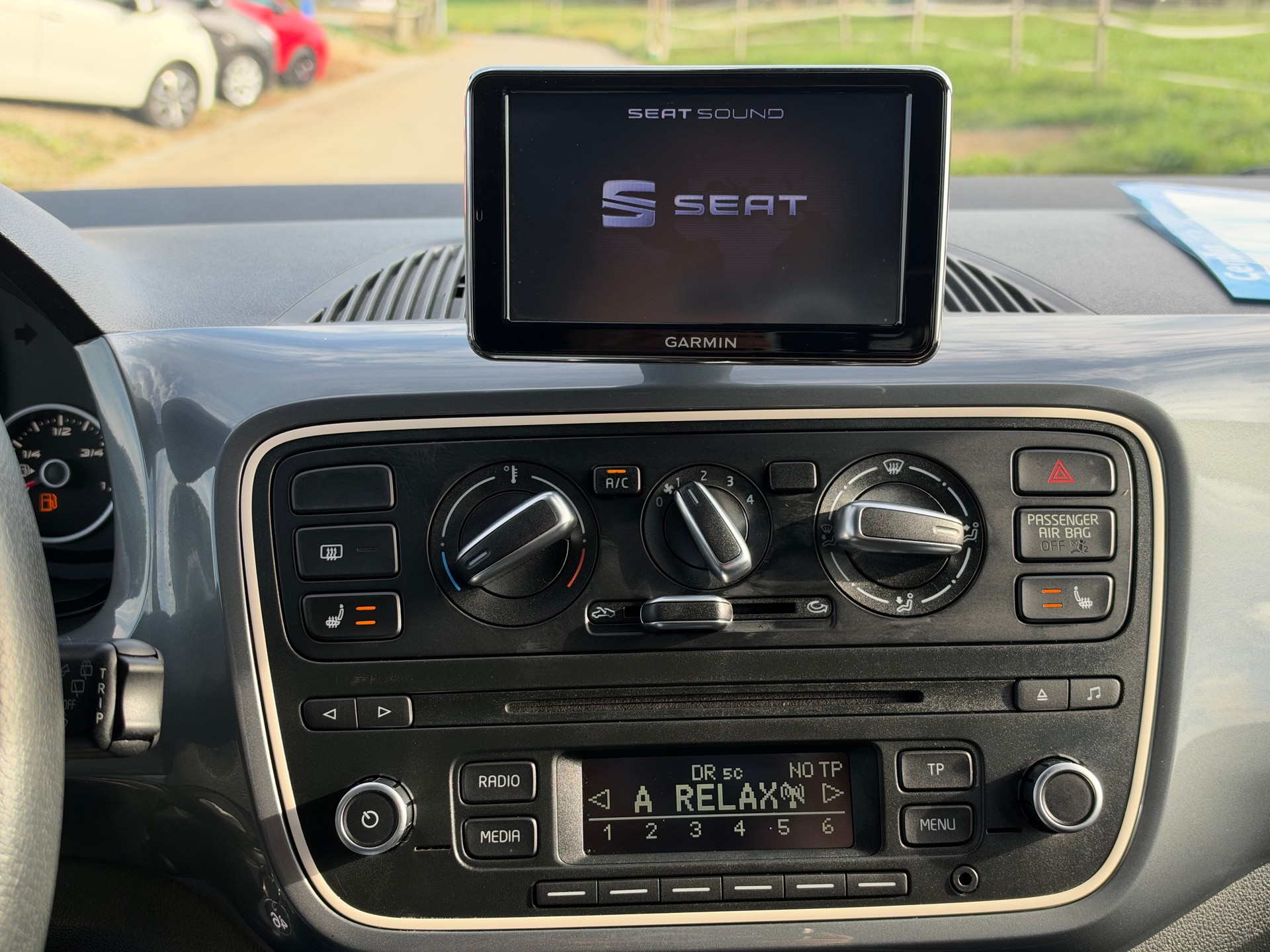 SEAT Mii 1.0 by Mango ASG-image-12