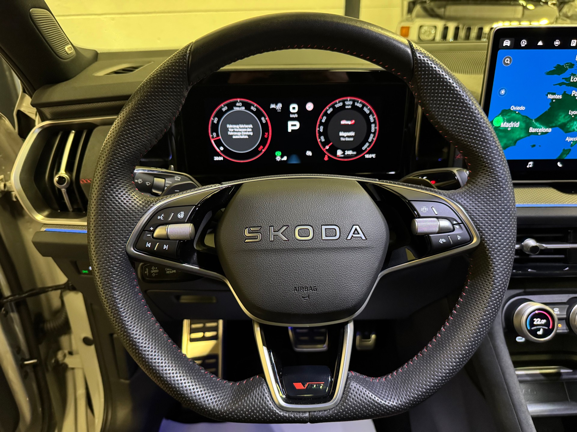 SKODA Kodiaq 2.0 TSI RS 4x4 CH Fahrzeug-image-26